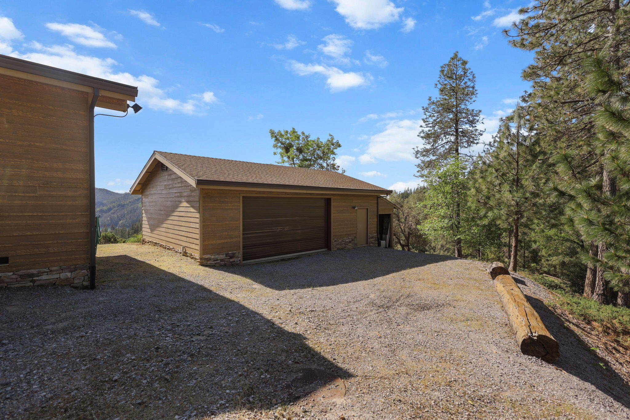 main property photo 64