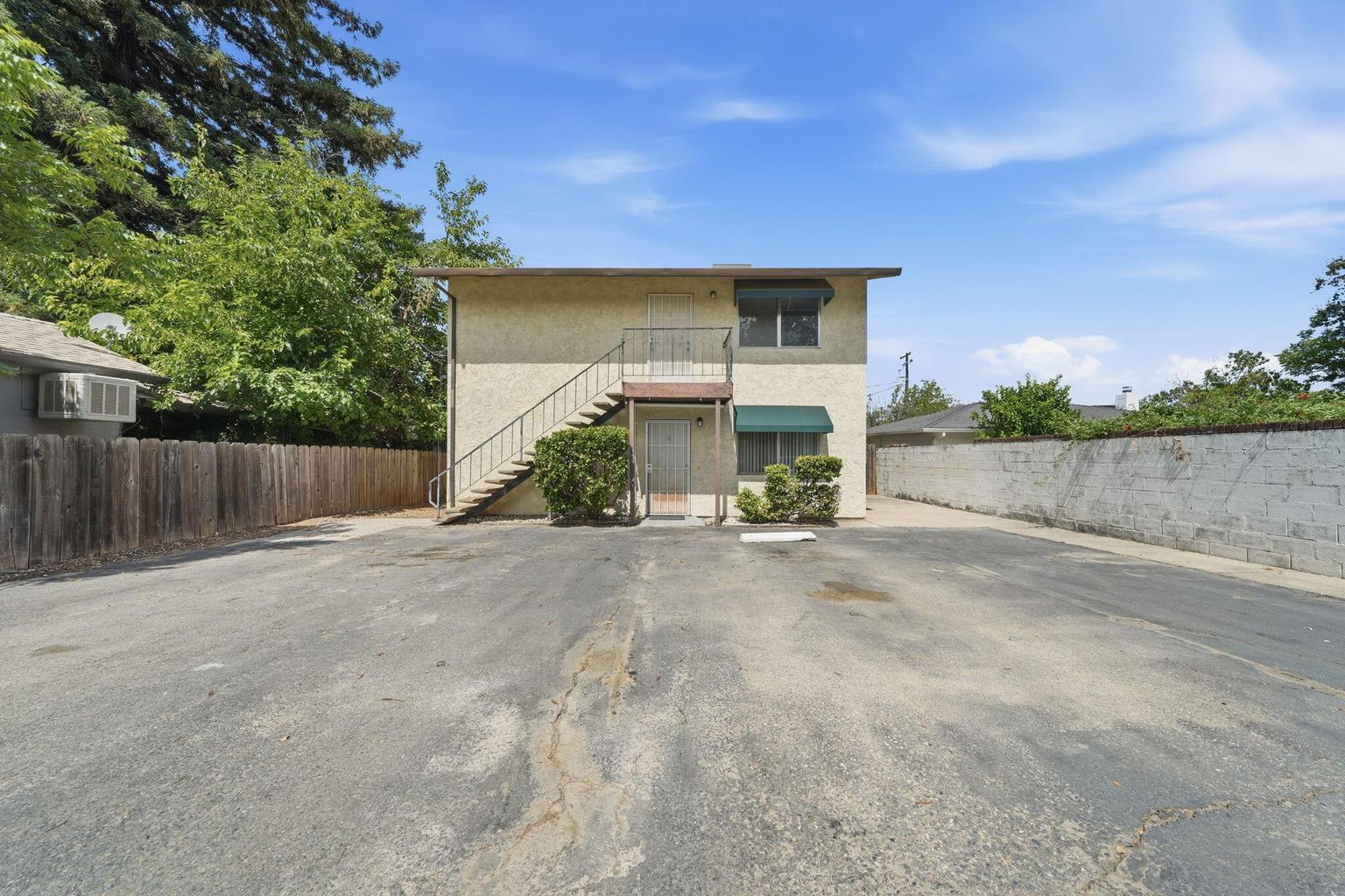 main property photo 48