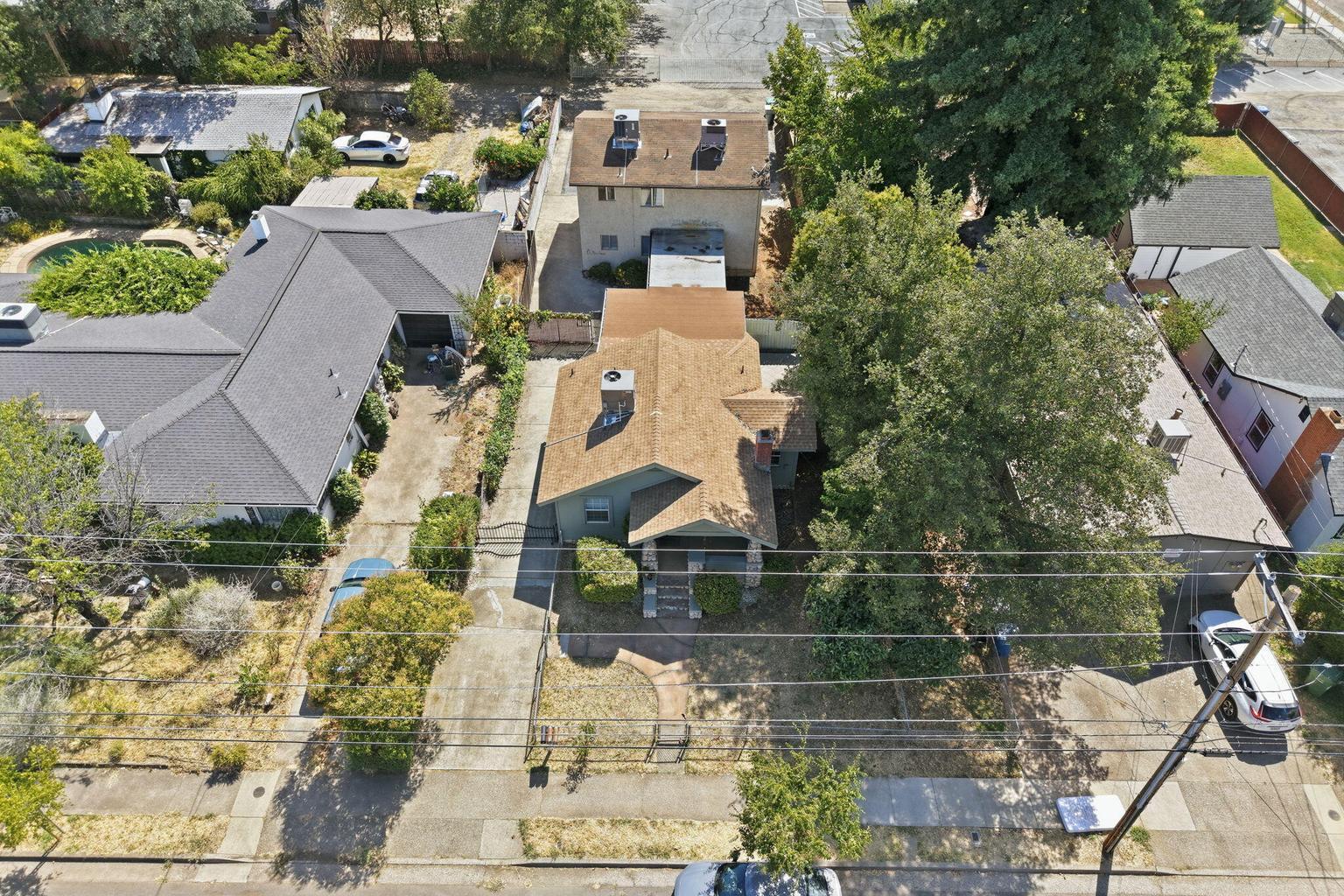 main property photo 59