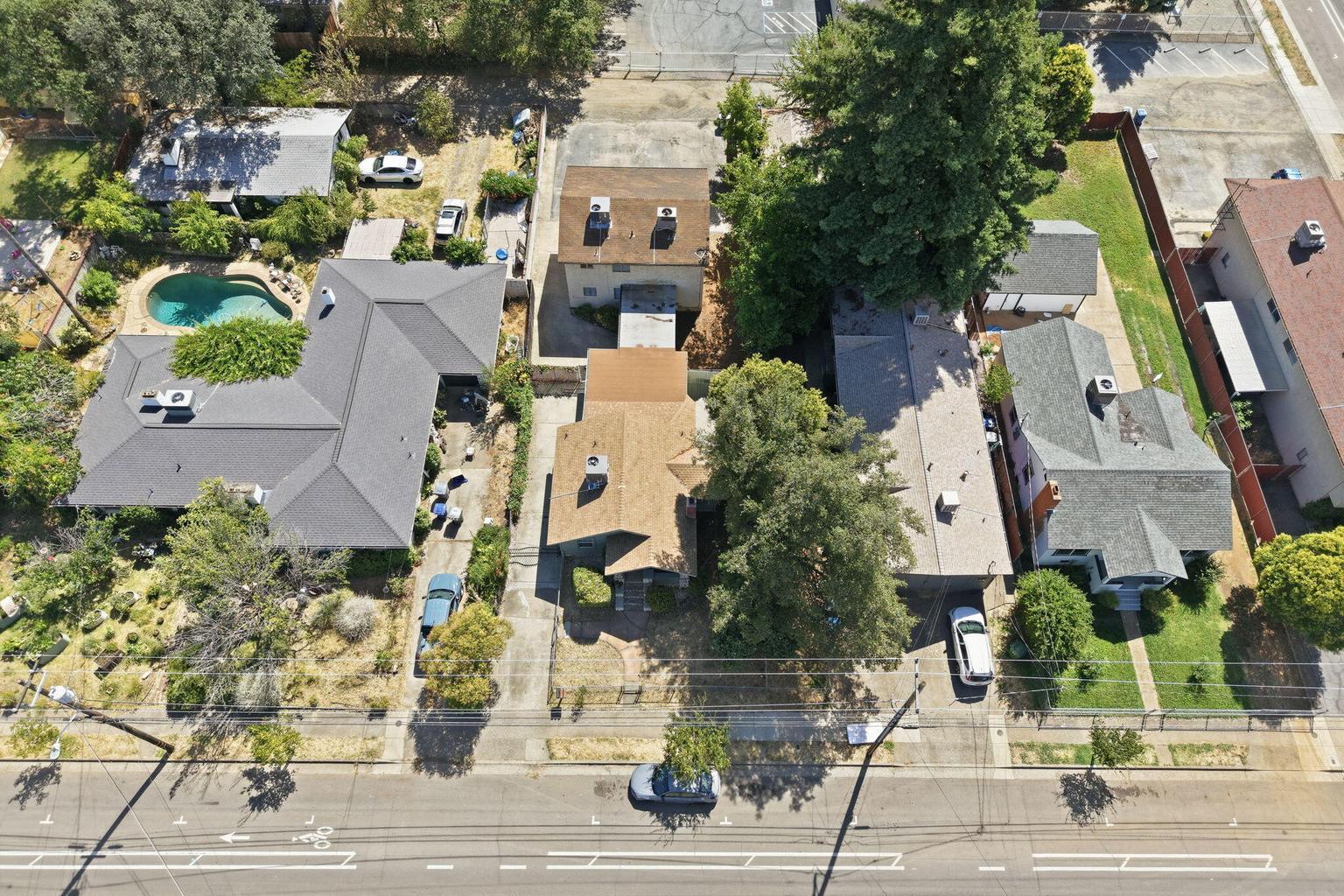 main property photo 60