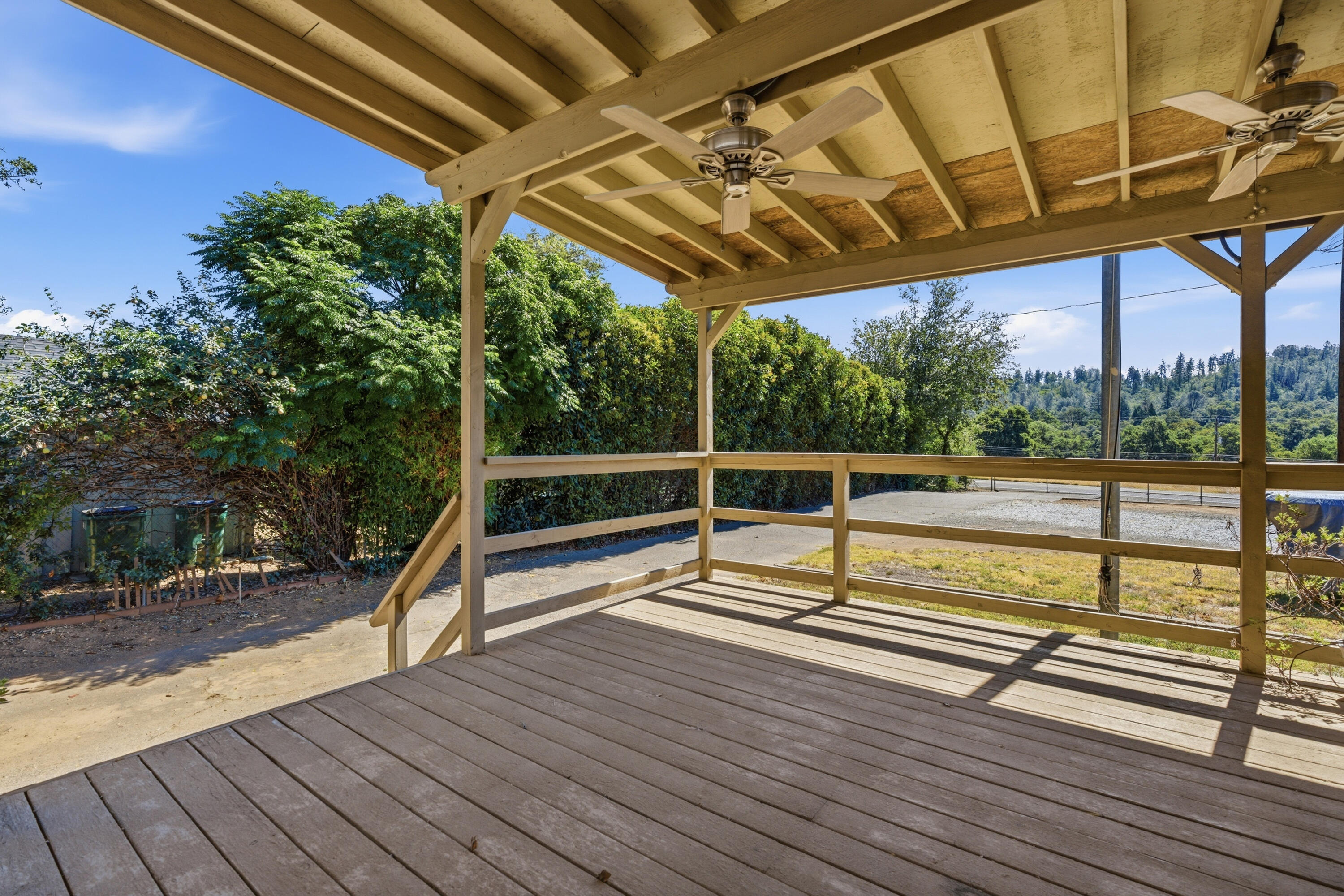 main property photo 24