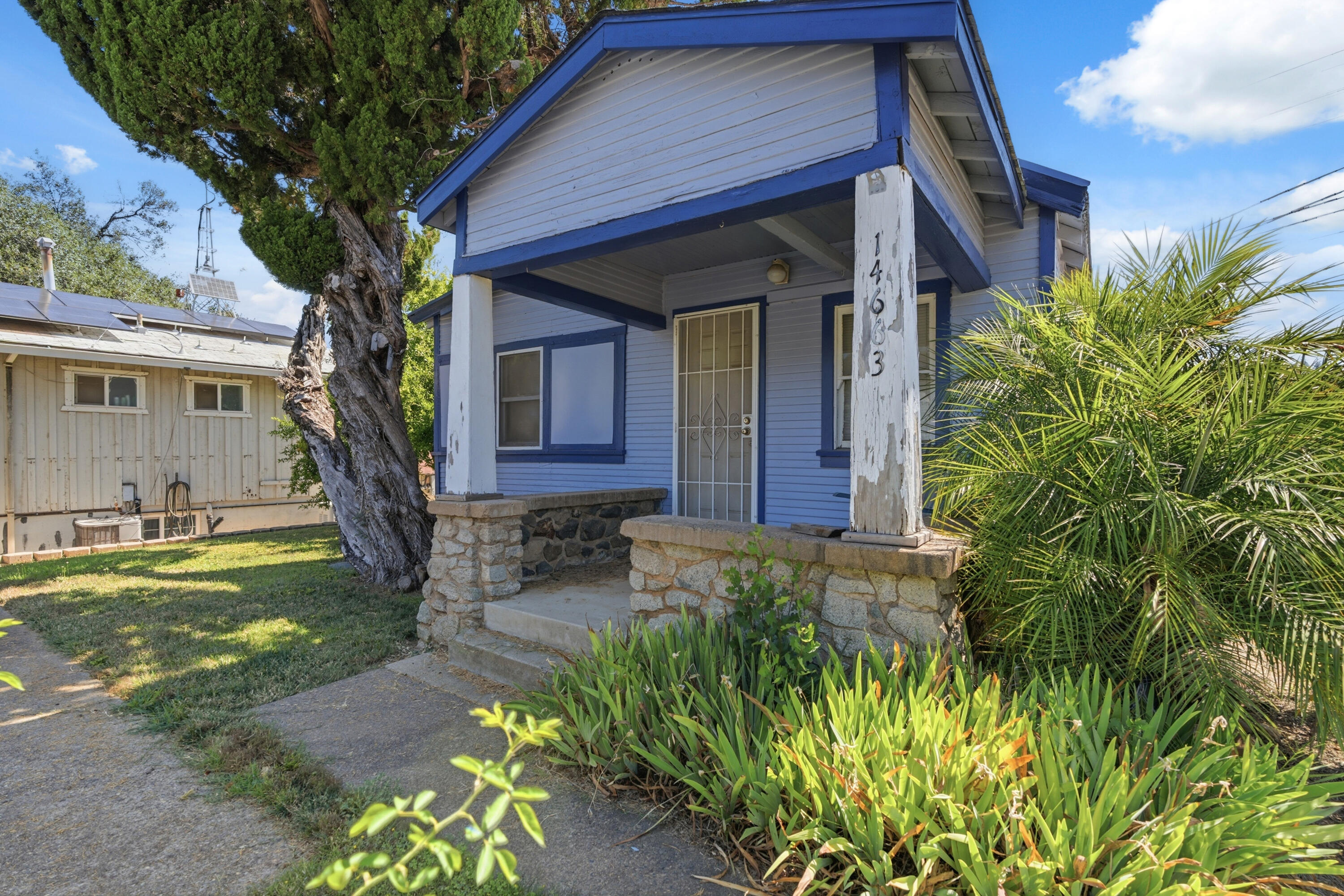 main property photo 30