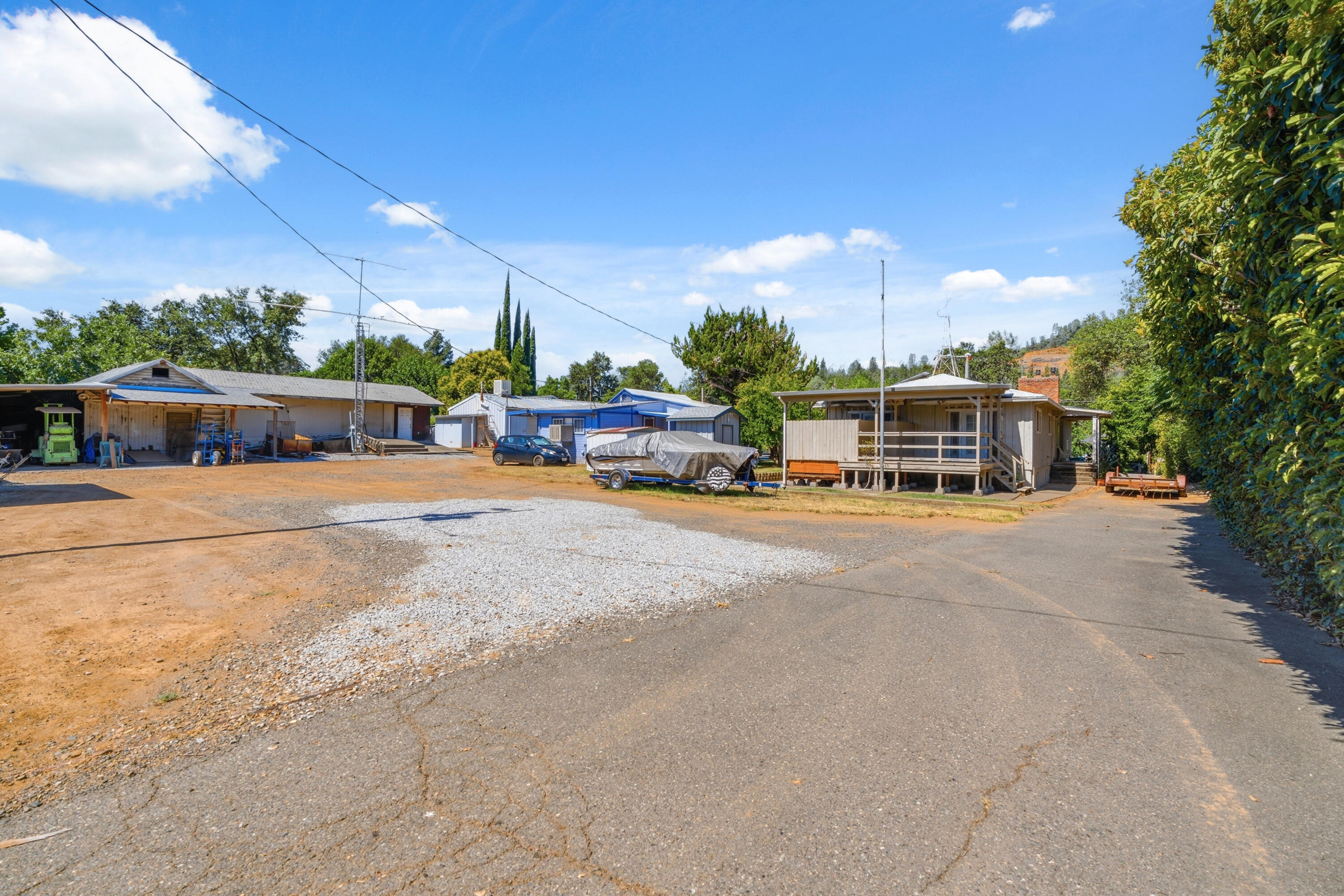 main property photo 38