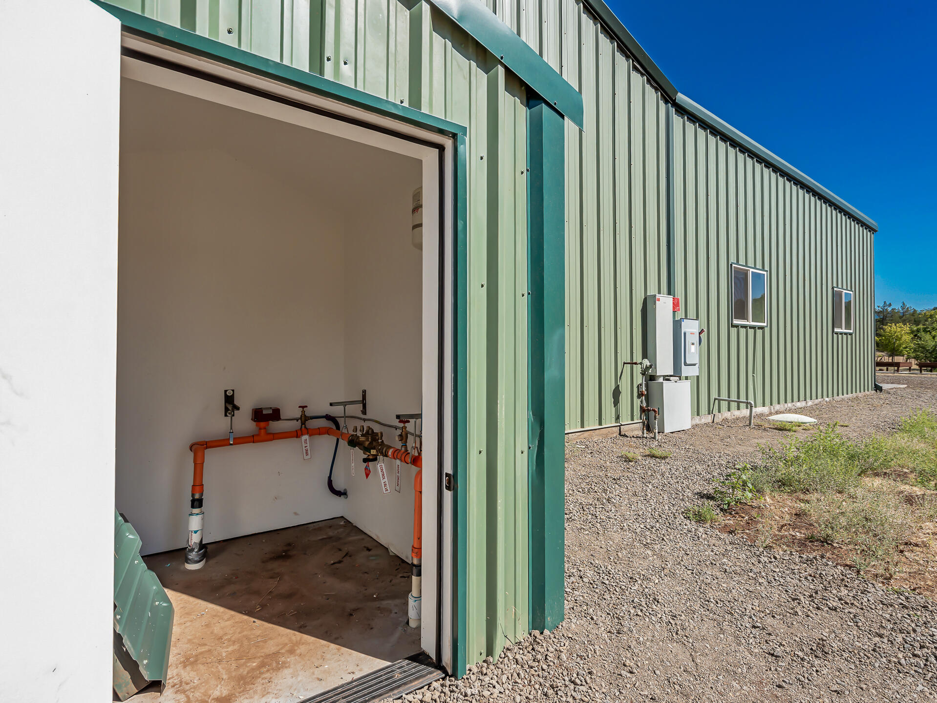 main property photo 51