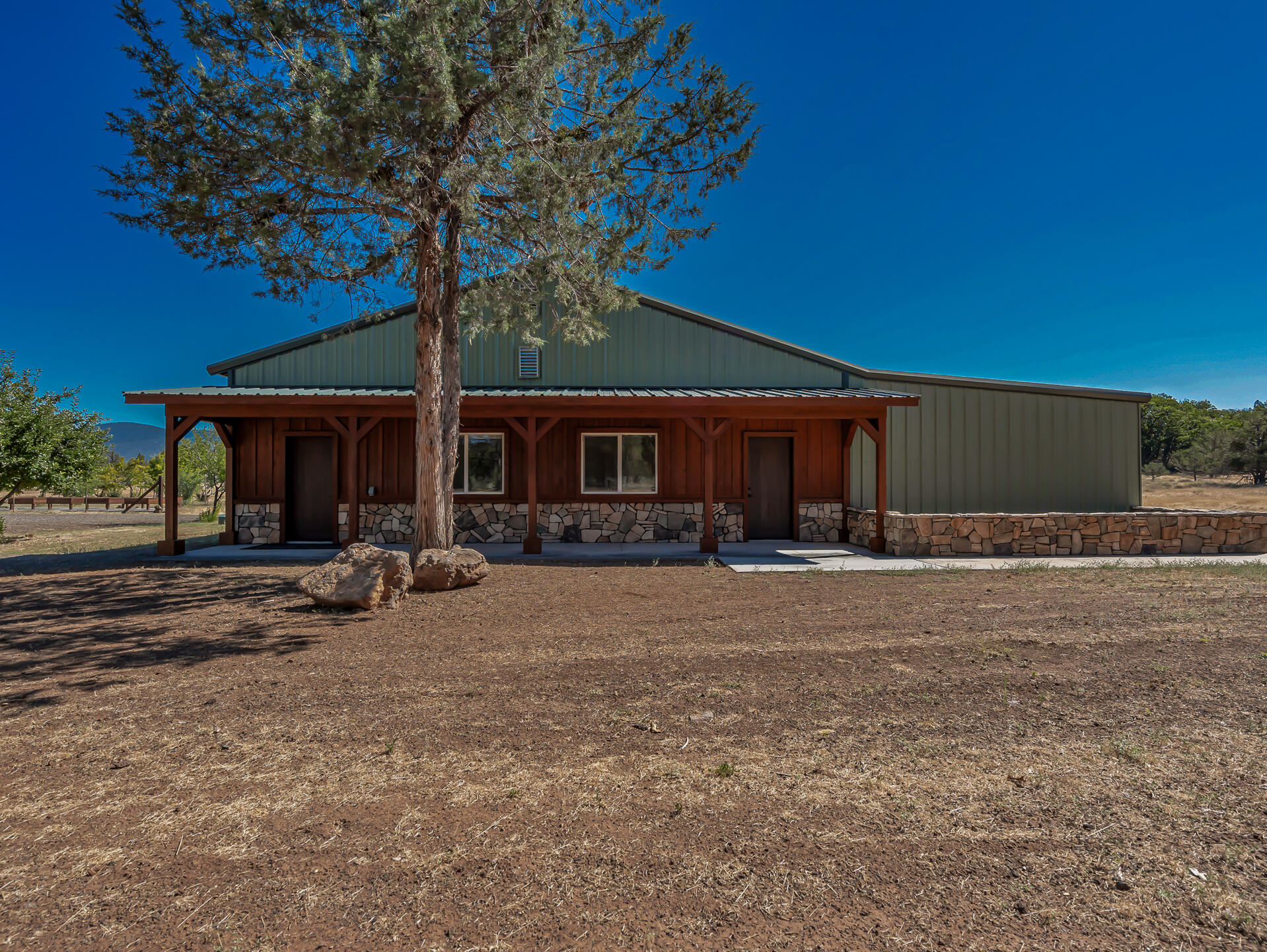 main property photo 54