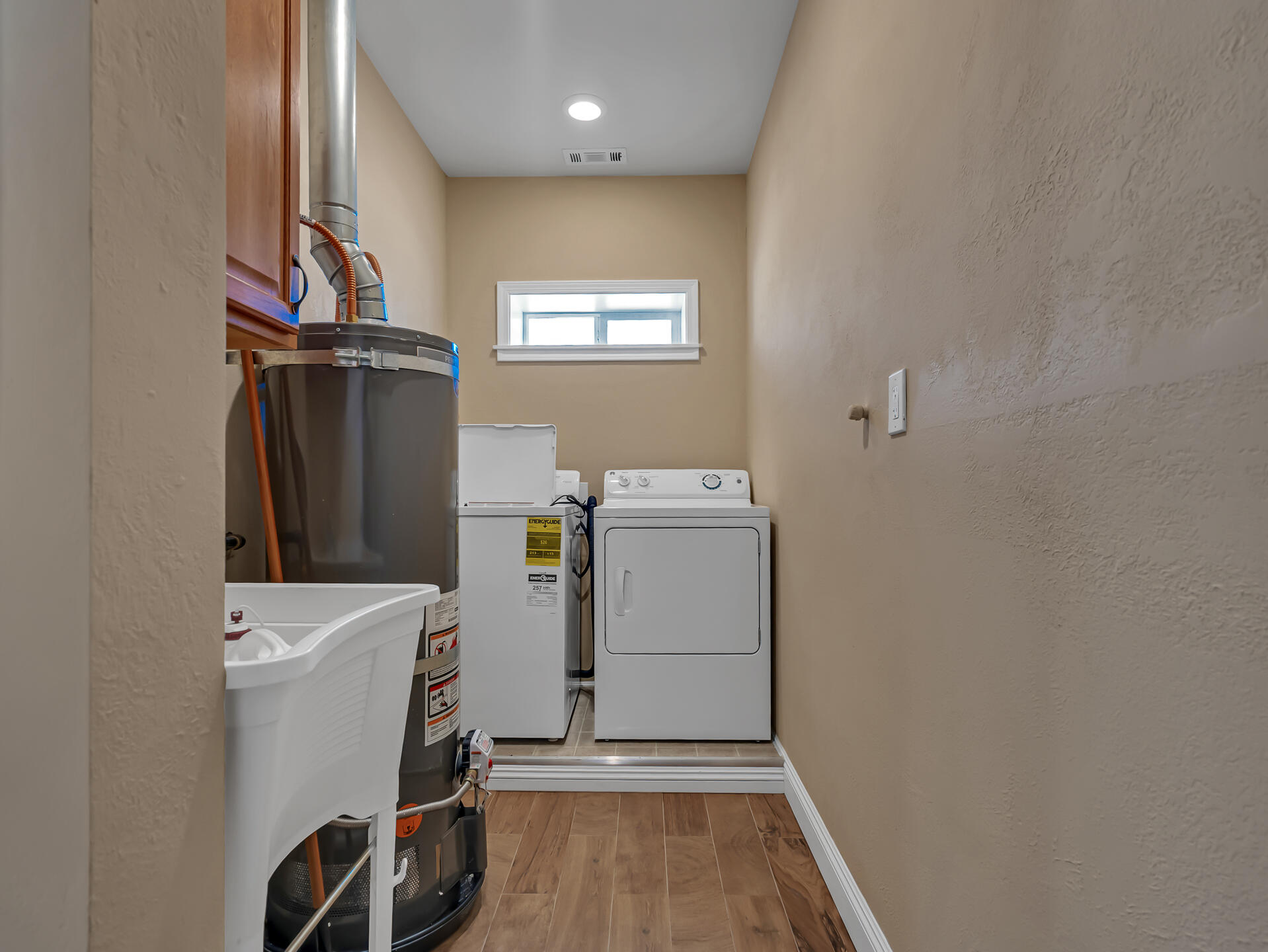 main property photo 75