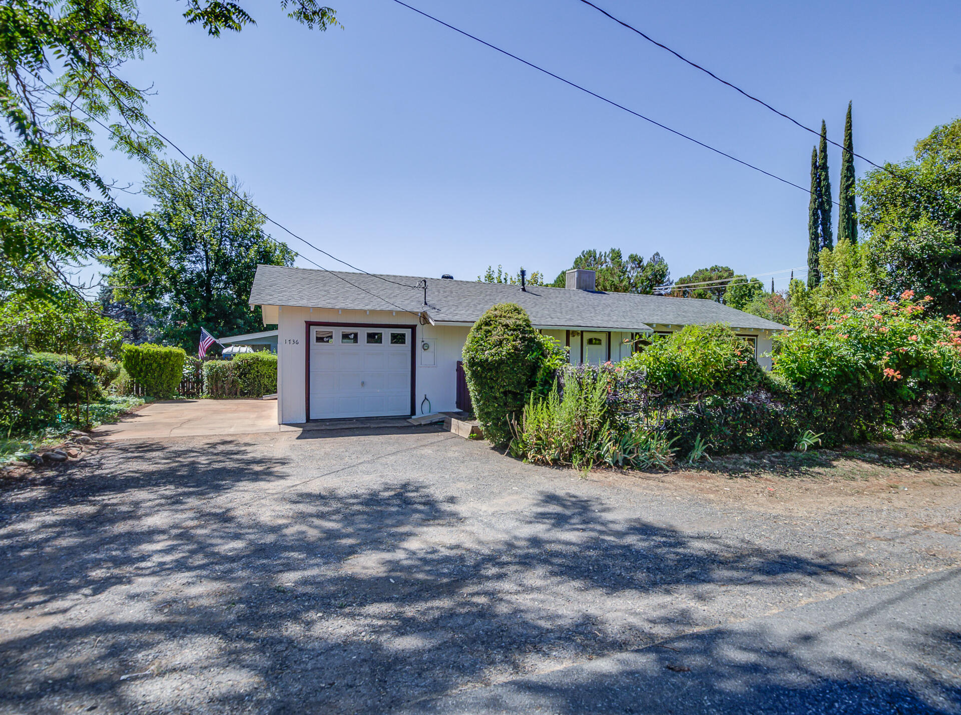 main property photo 0