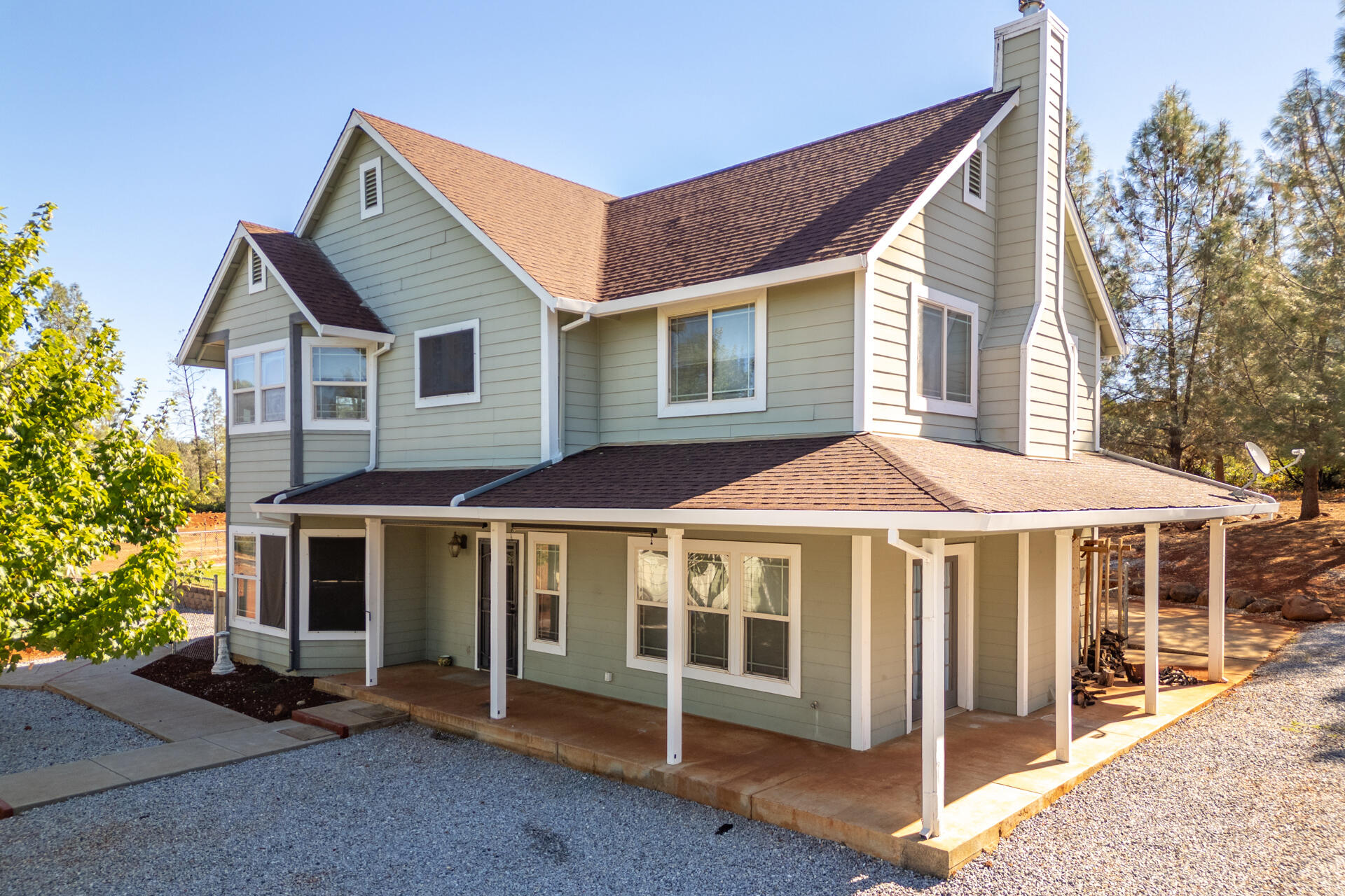main property photo 6