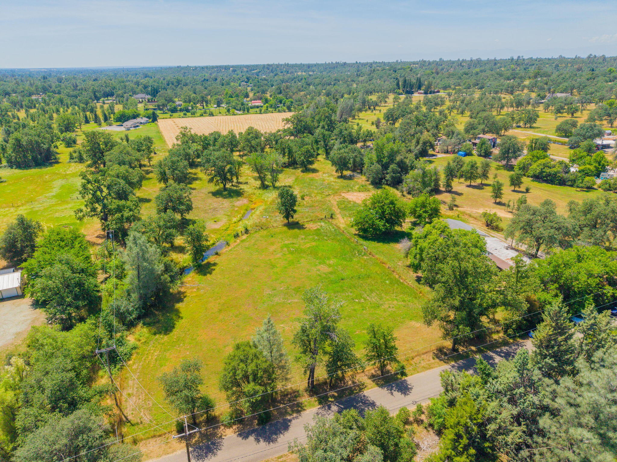 main property photo 40