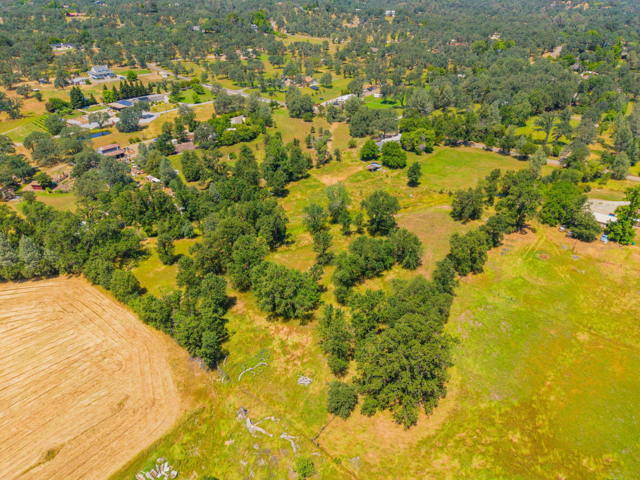 main property photo 50
