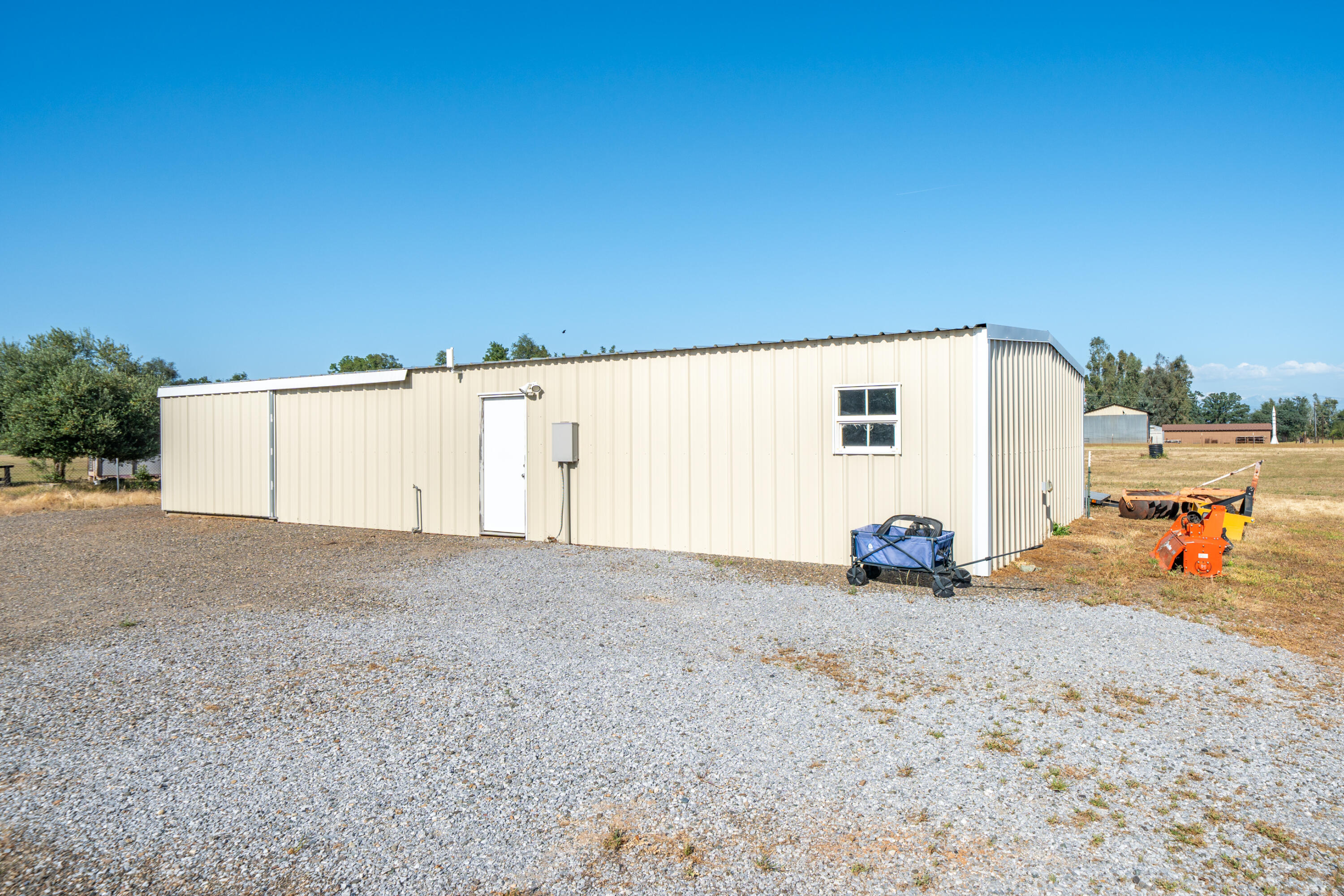 main property photo 47