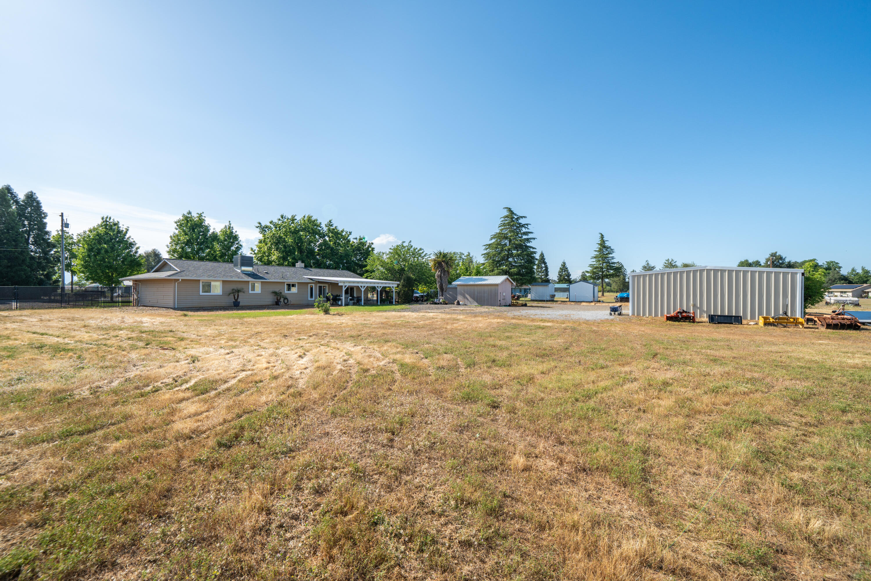 main property photo 54
