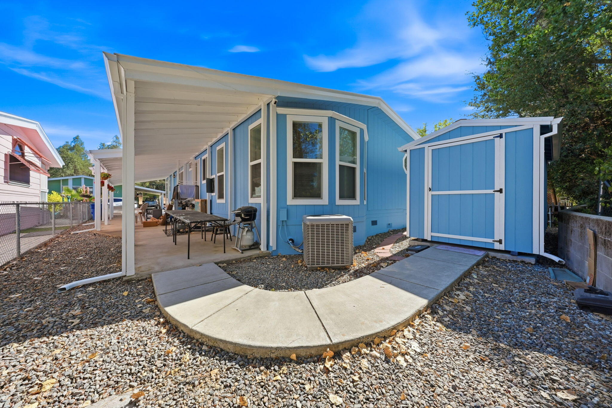 main property photo 22