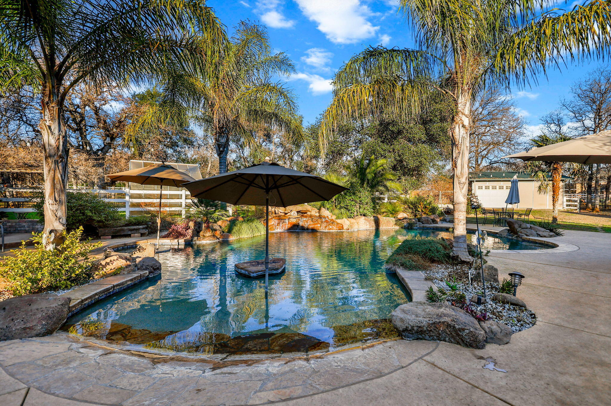 main property photo 46