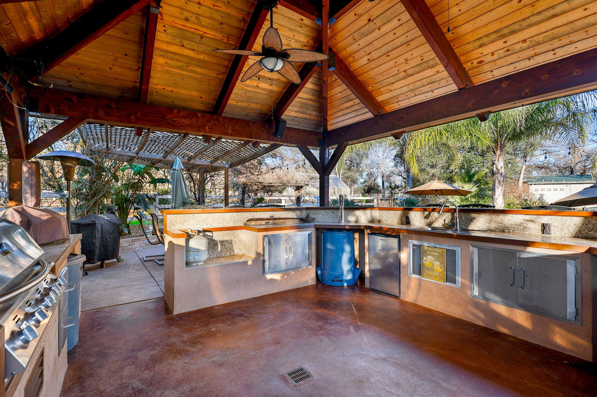 main property photo 54