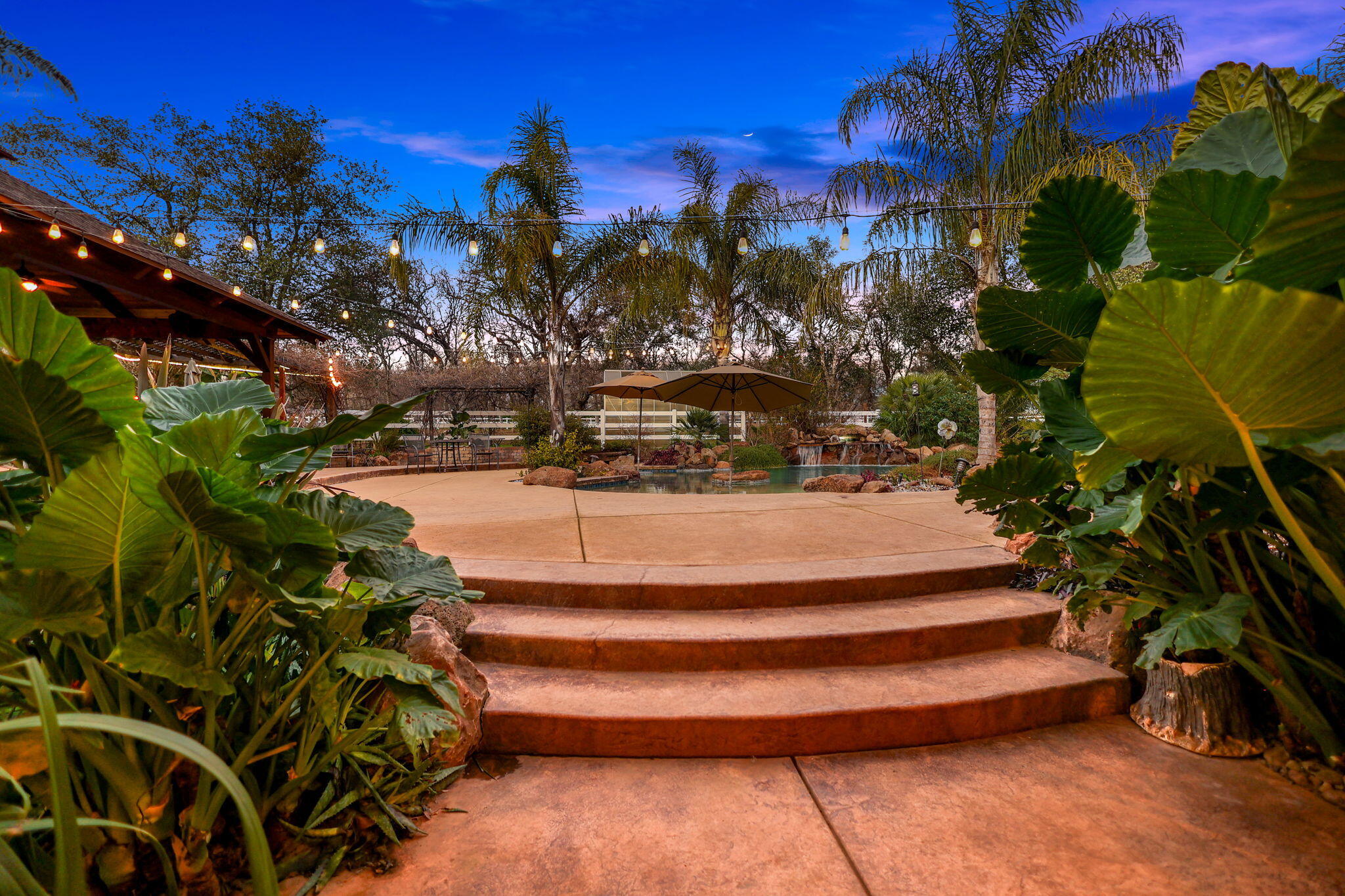 main property photo 78