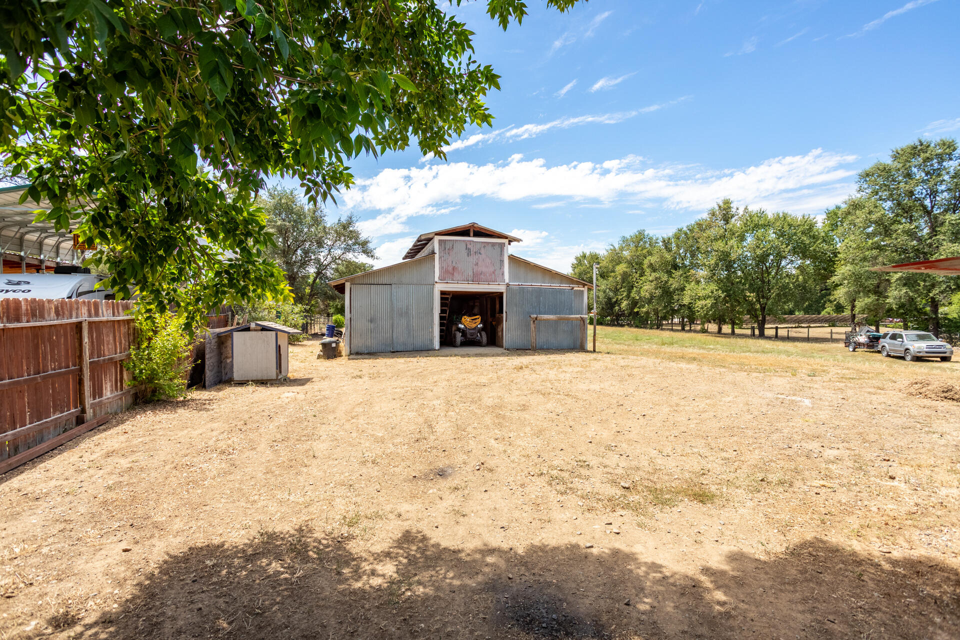 main property photo 24