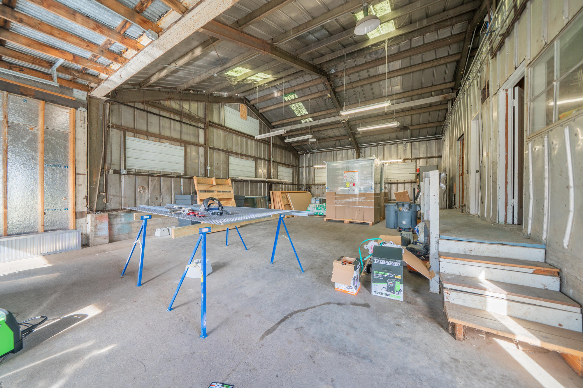 main property photo 9