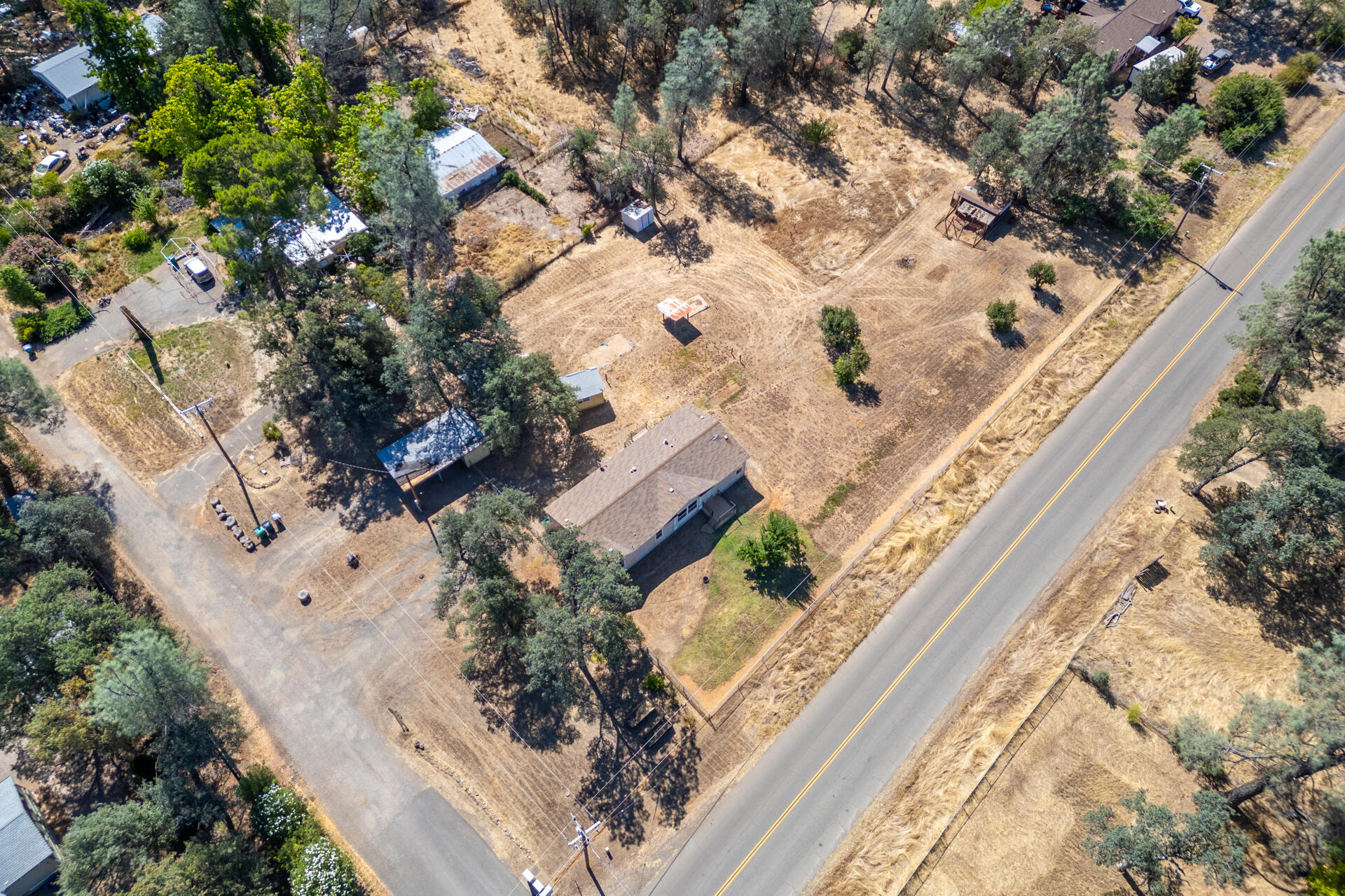 main property photo 26