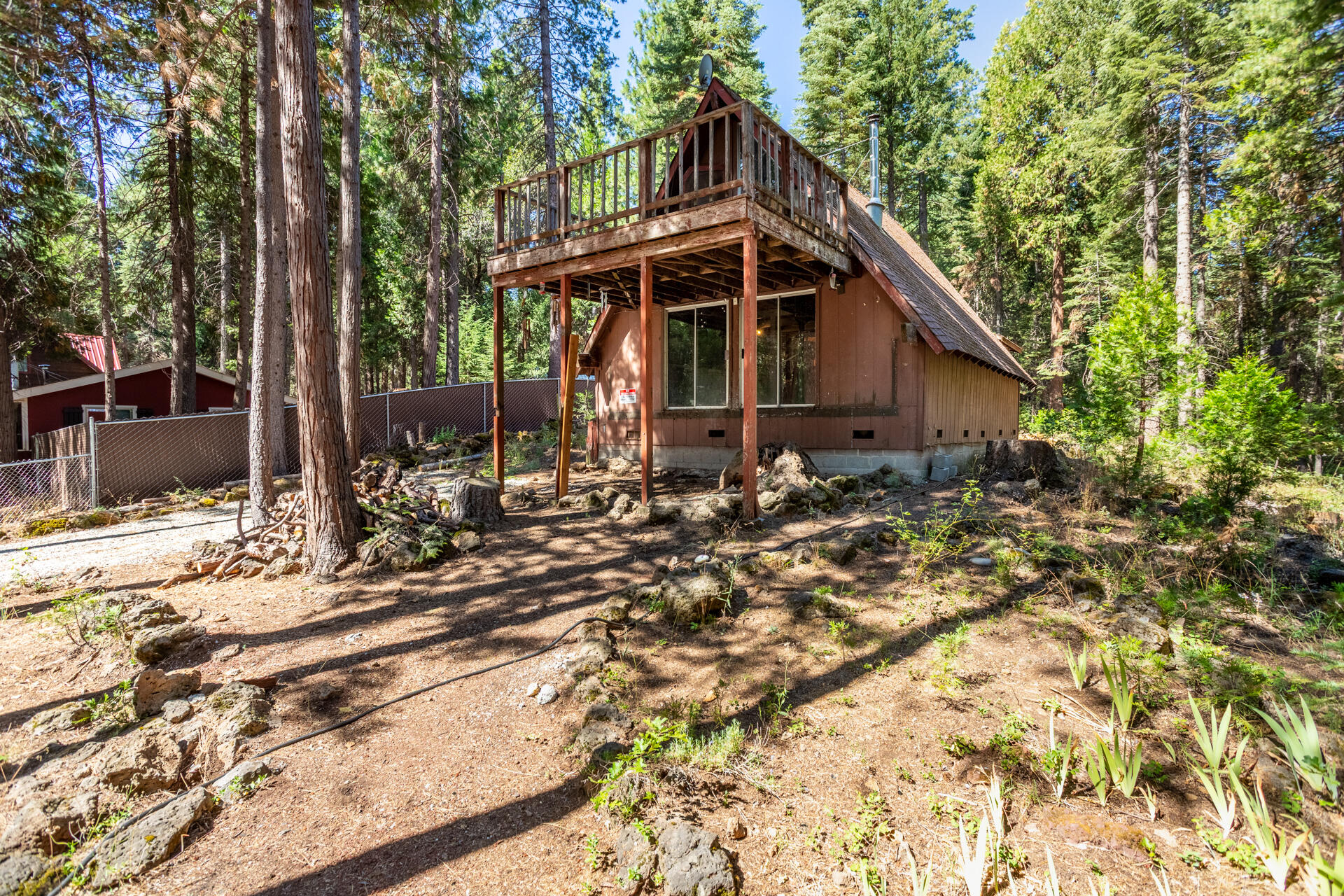 main property photo 17