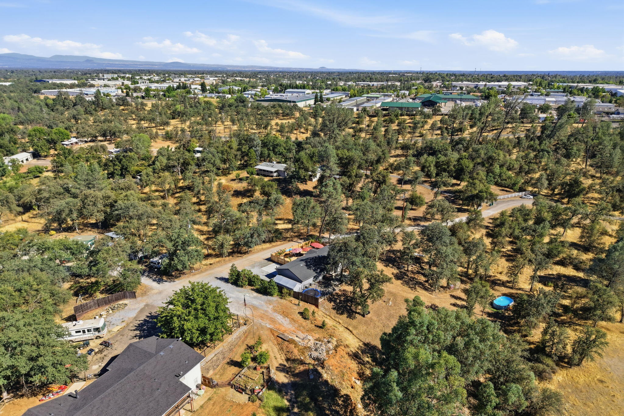 main property photo 50