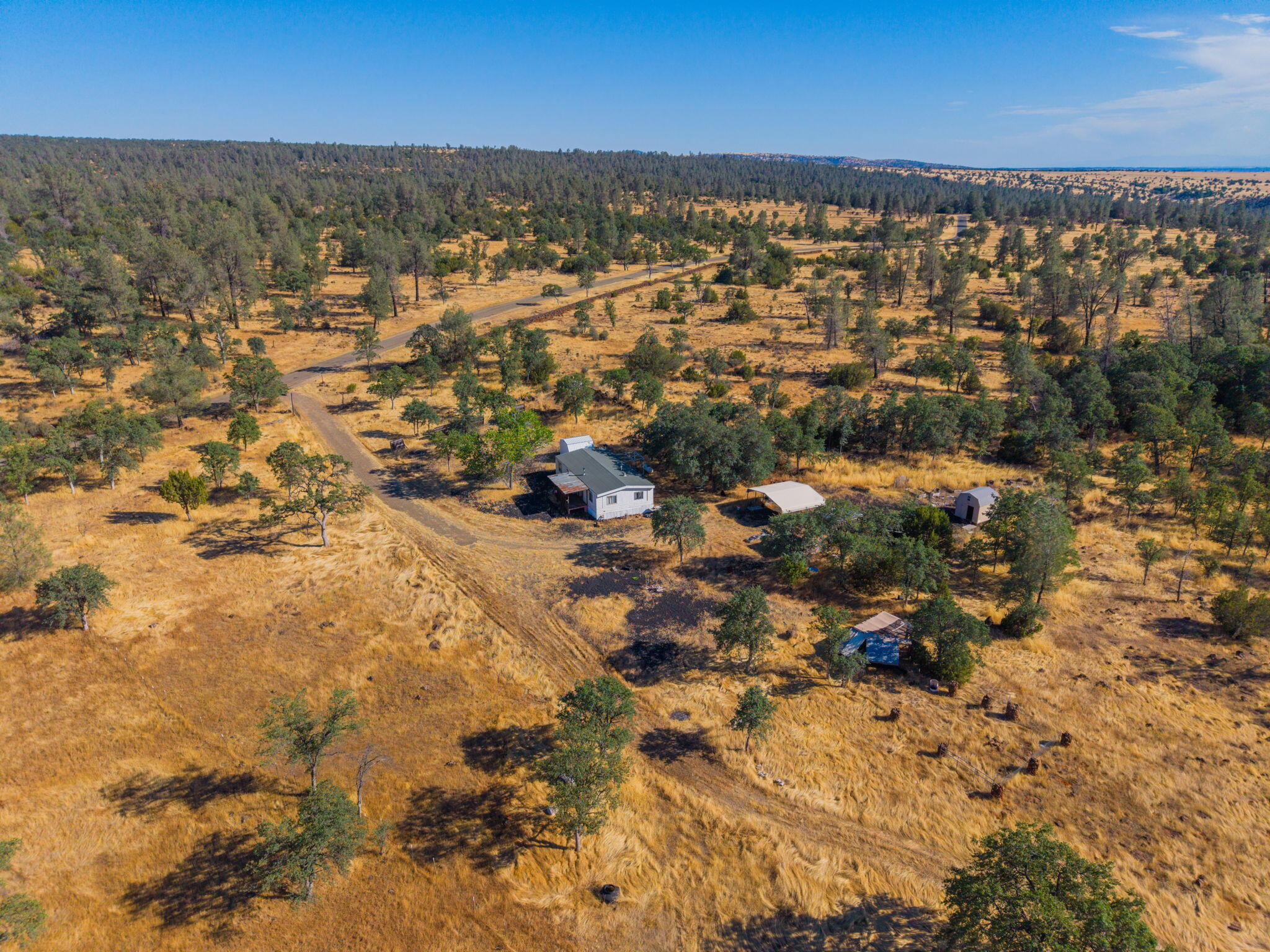 main property photo 28