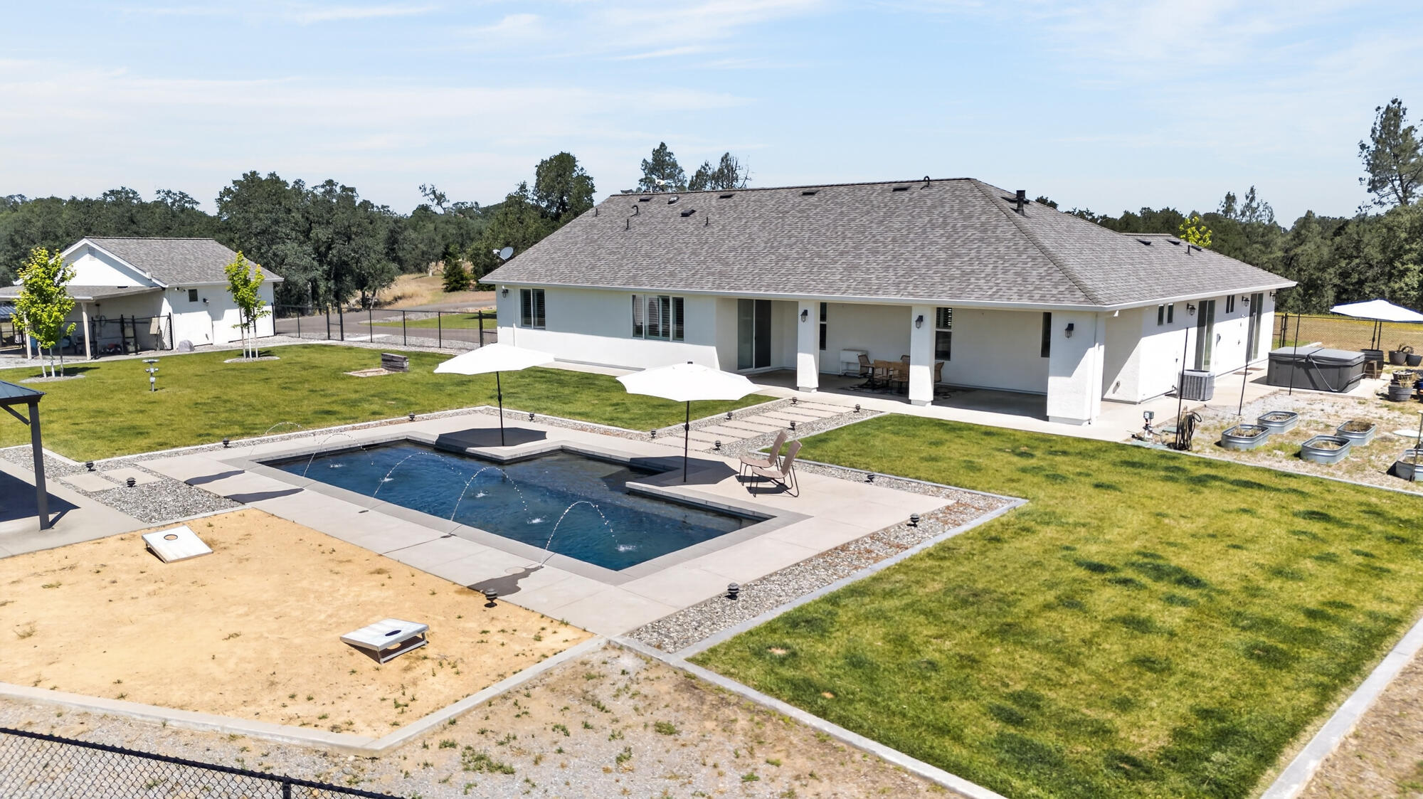 main property photo 66
