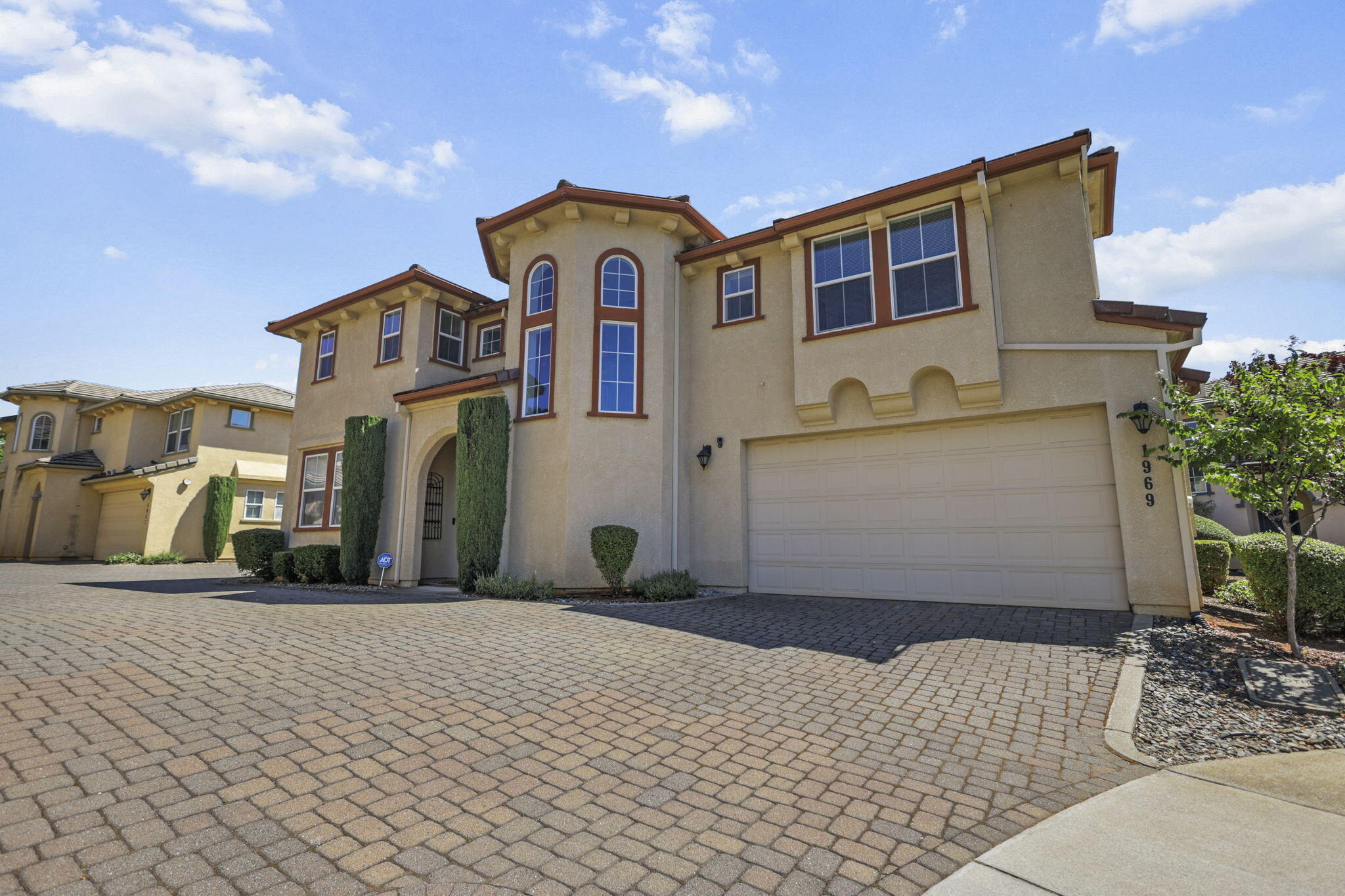 main property photo 49