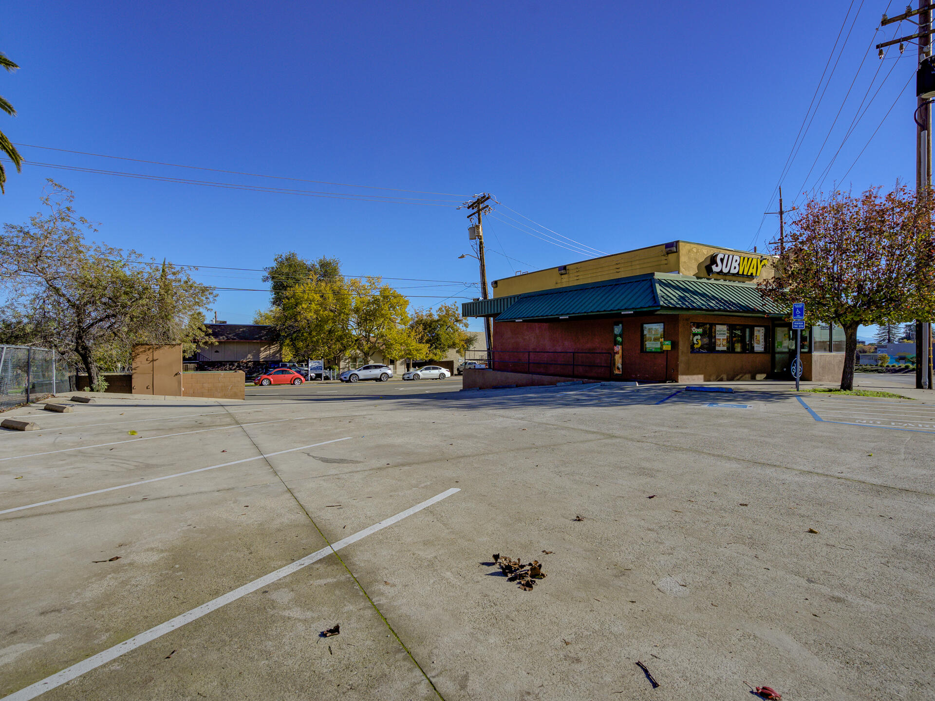 main property photo 19
