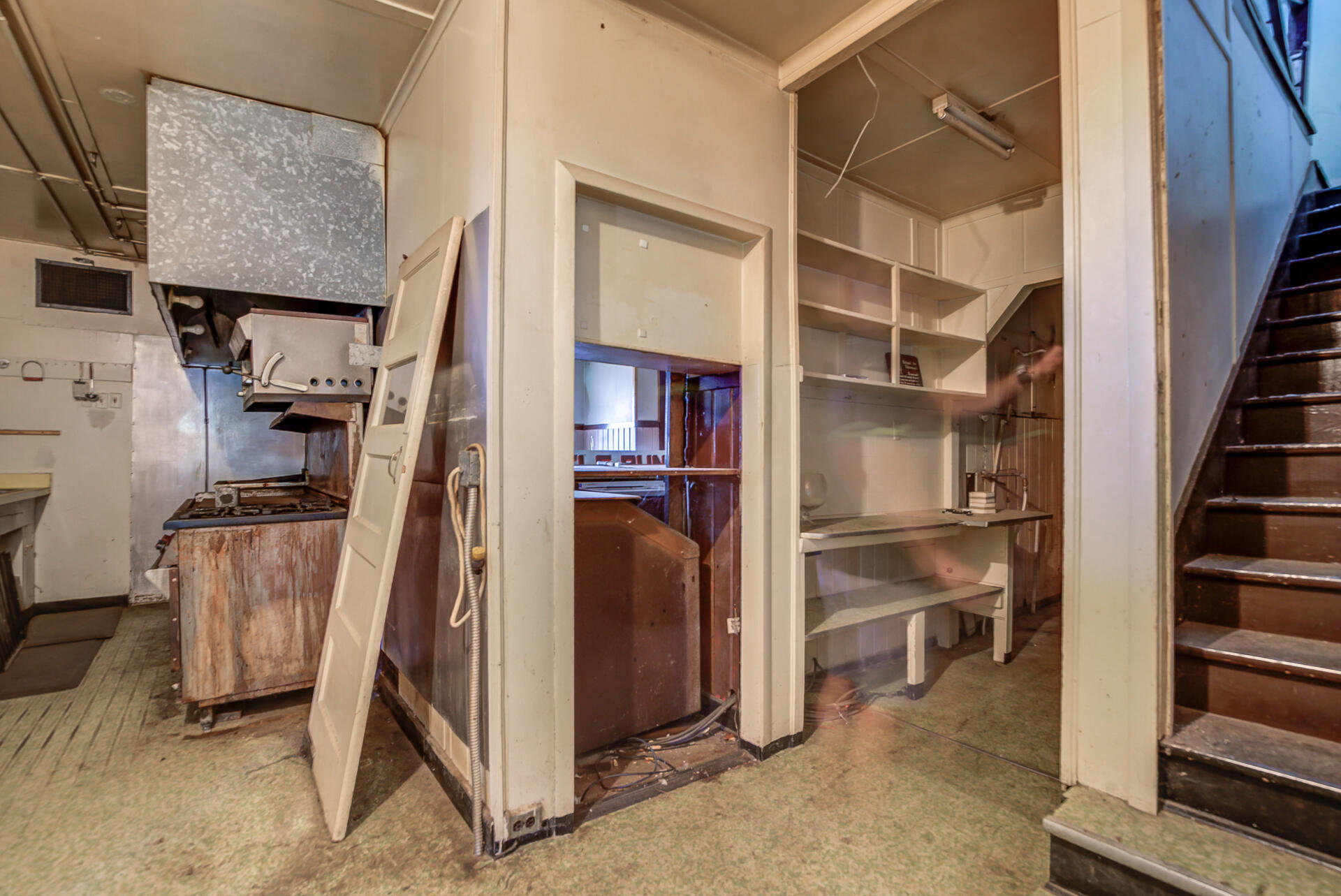 main property photo 48