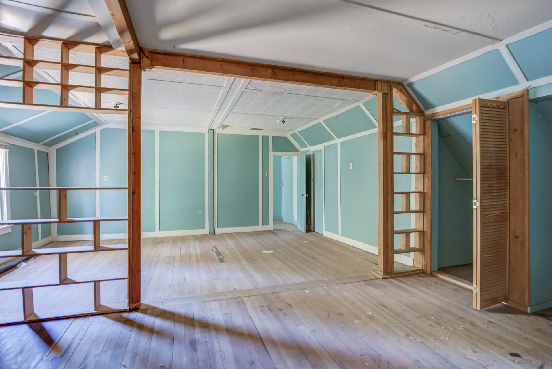 main property photo 53