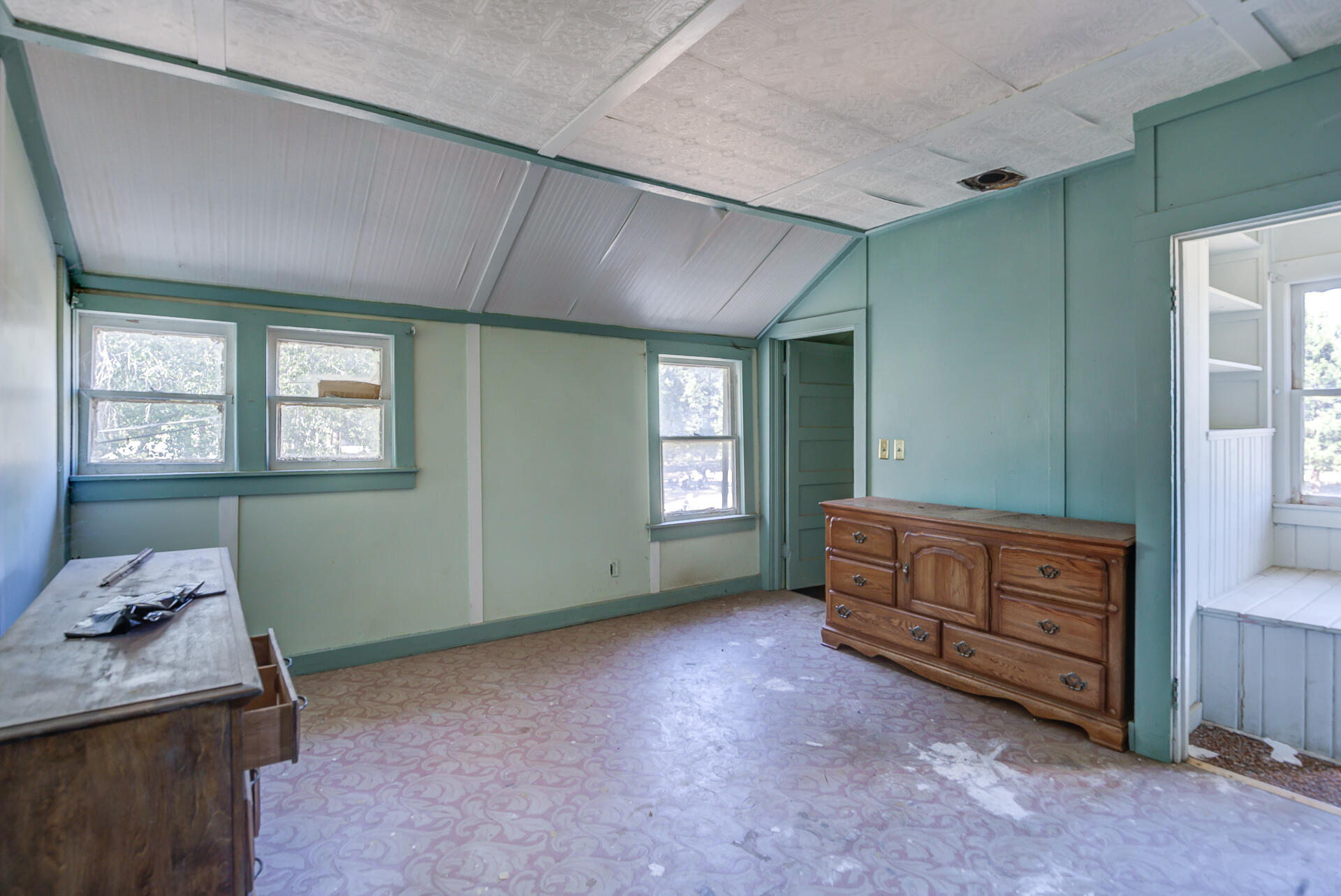 main property photo 54