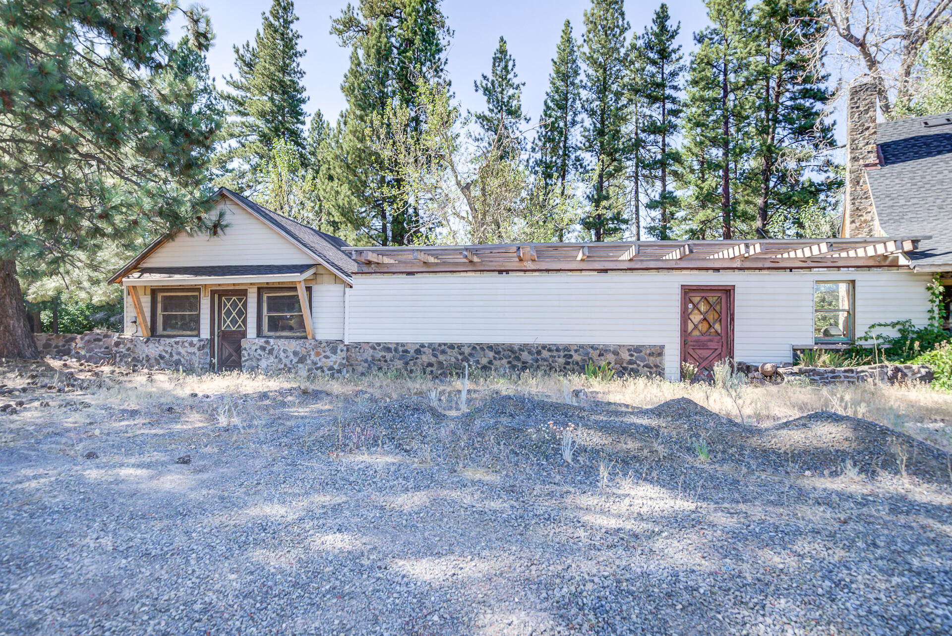 main property photo 59