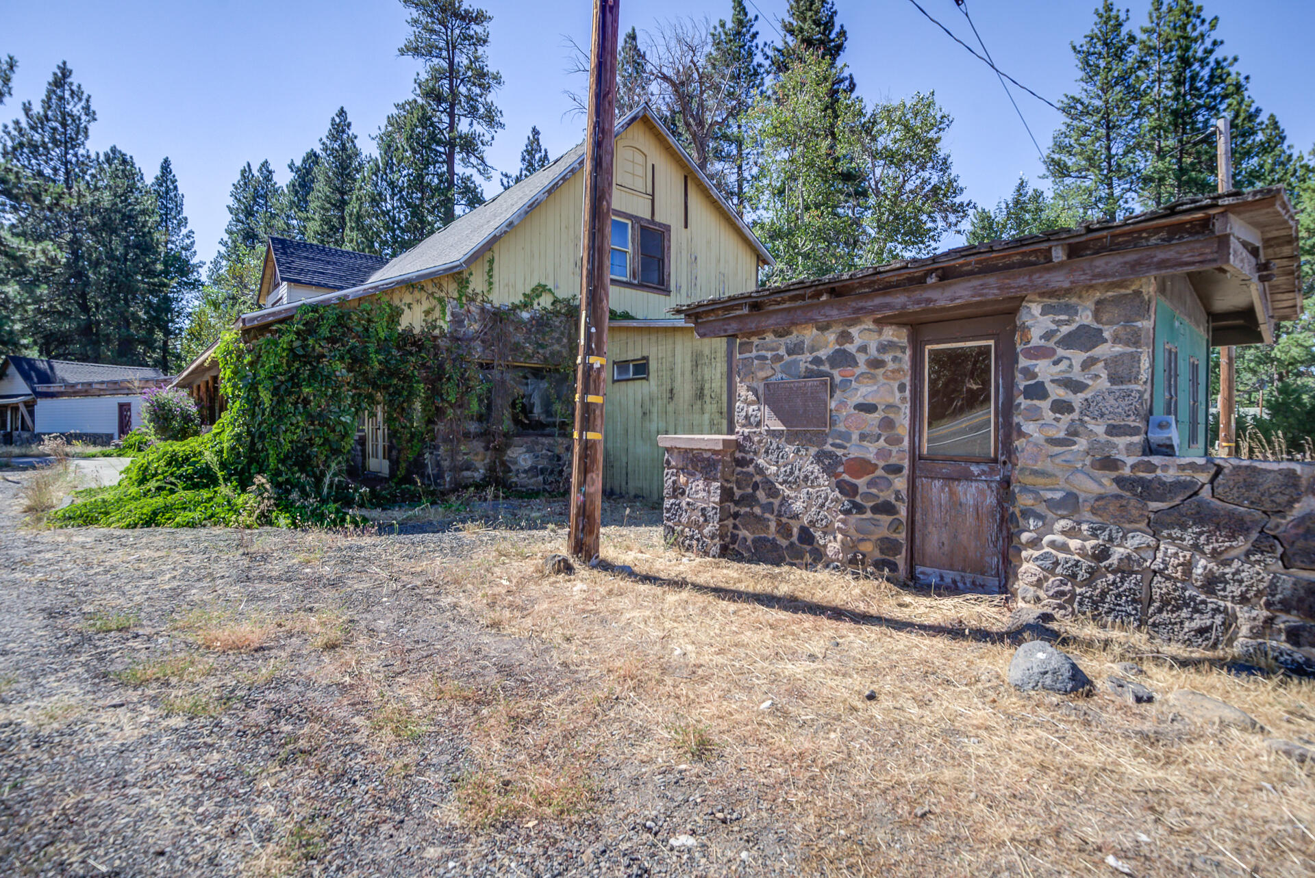 main property photo 66