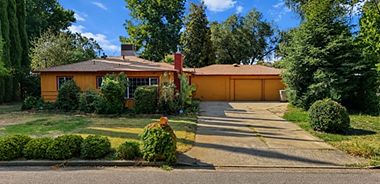 image of property with 3 Bed | 2 Bath | 1,108 Sqft