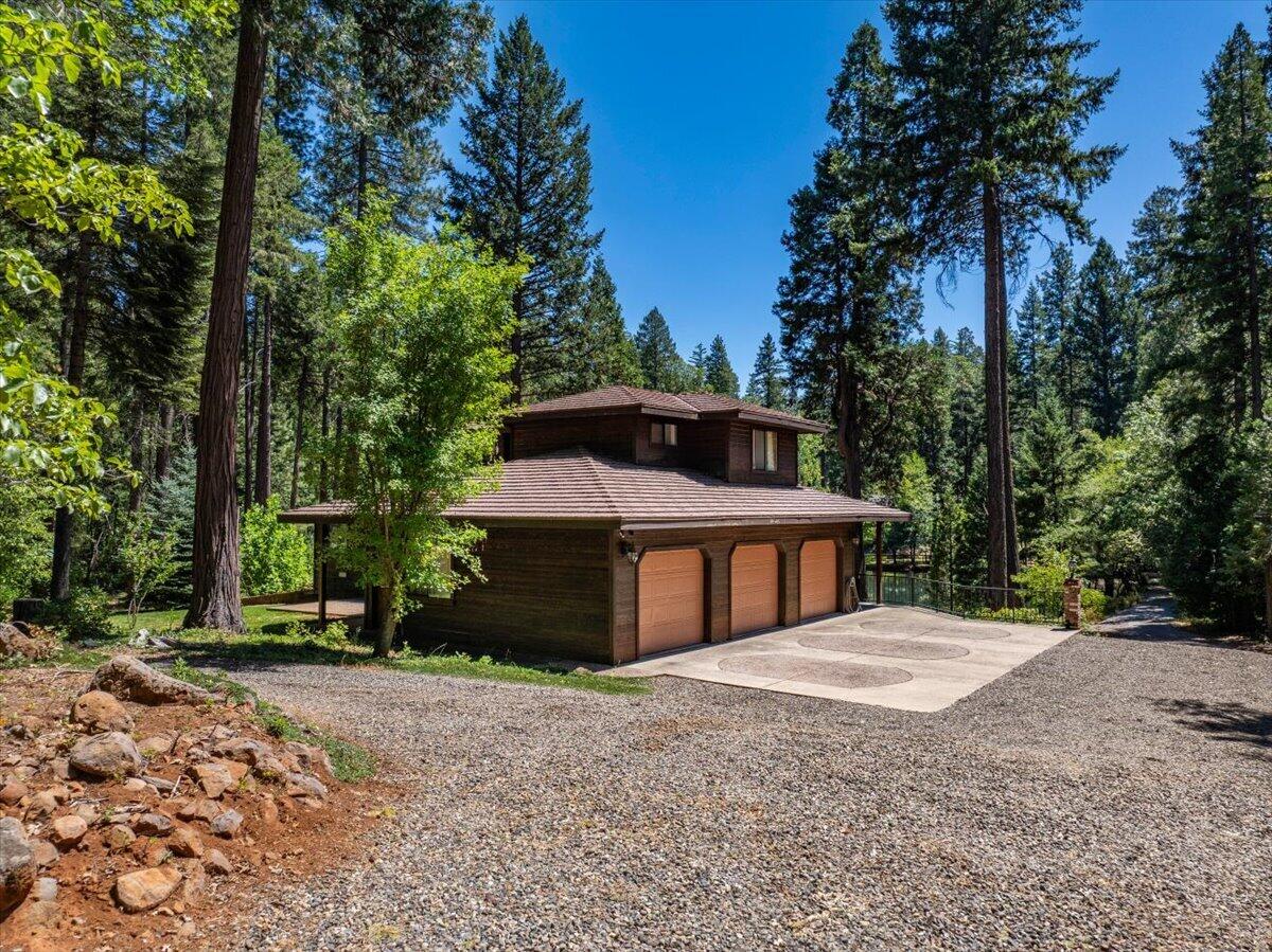 main property photo 76