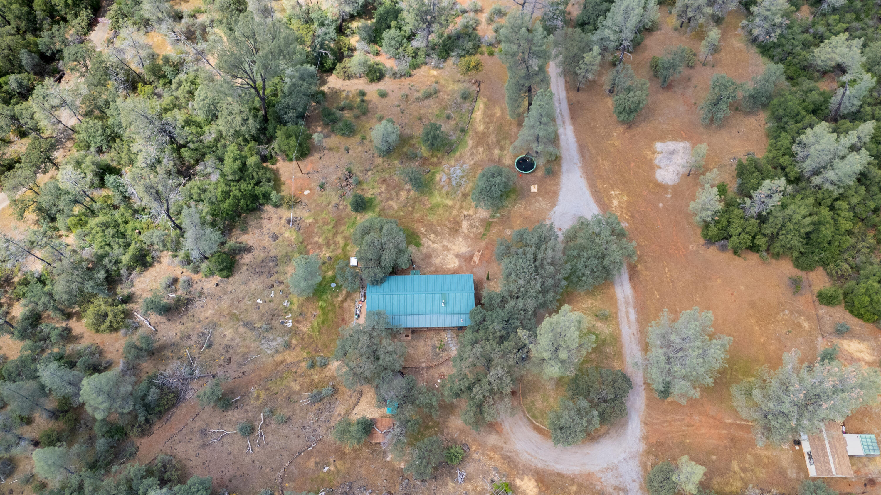 main property photo 25