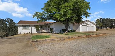 image of property with 3 Bed | 2 Bath | 1,780 Sqft