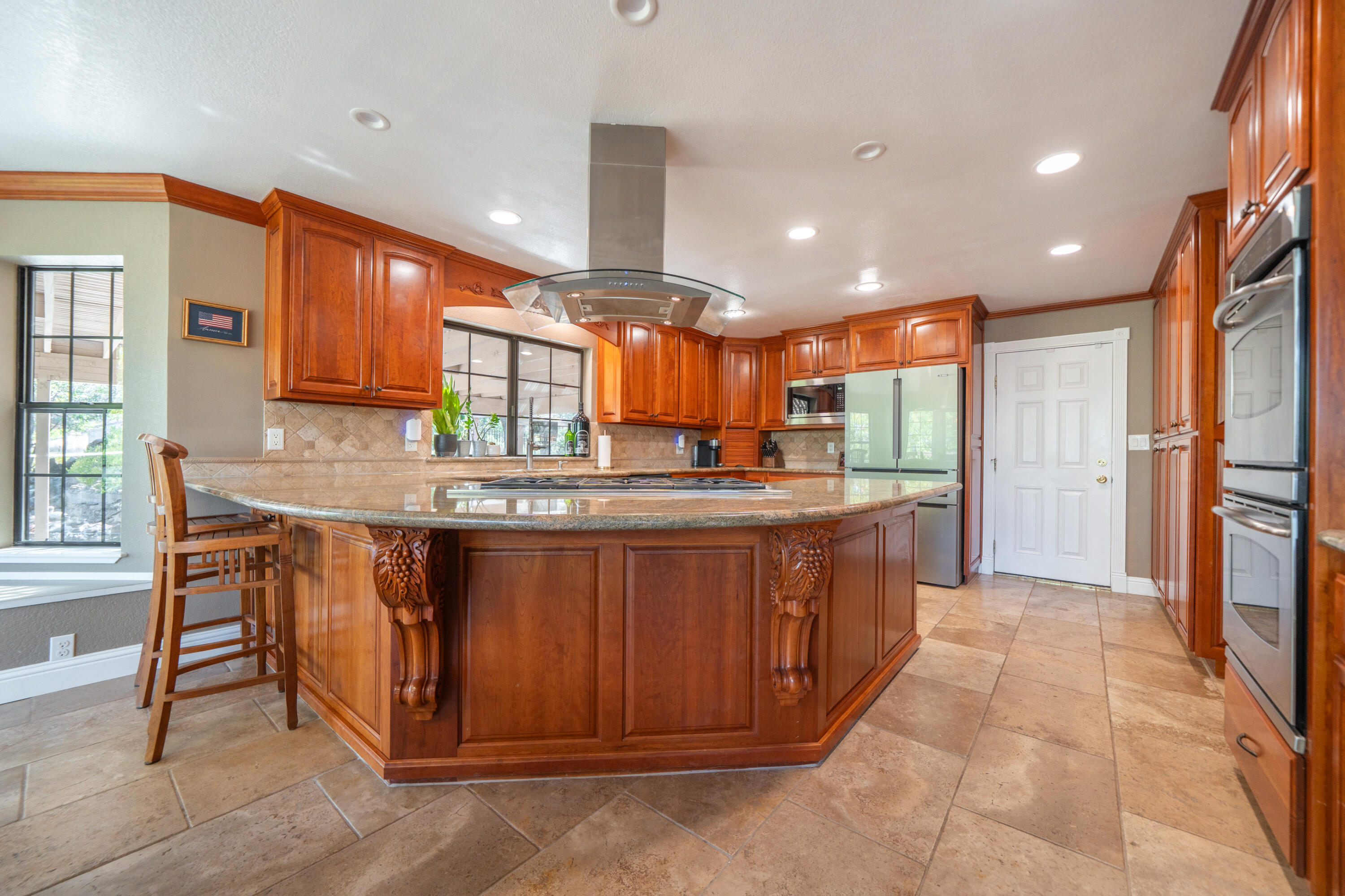 main property photo 22