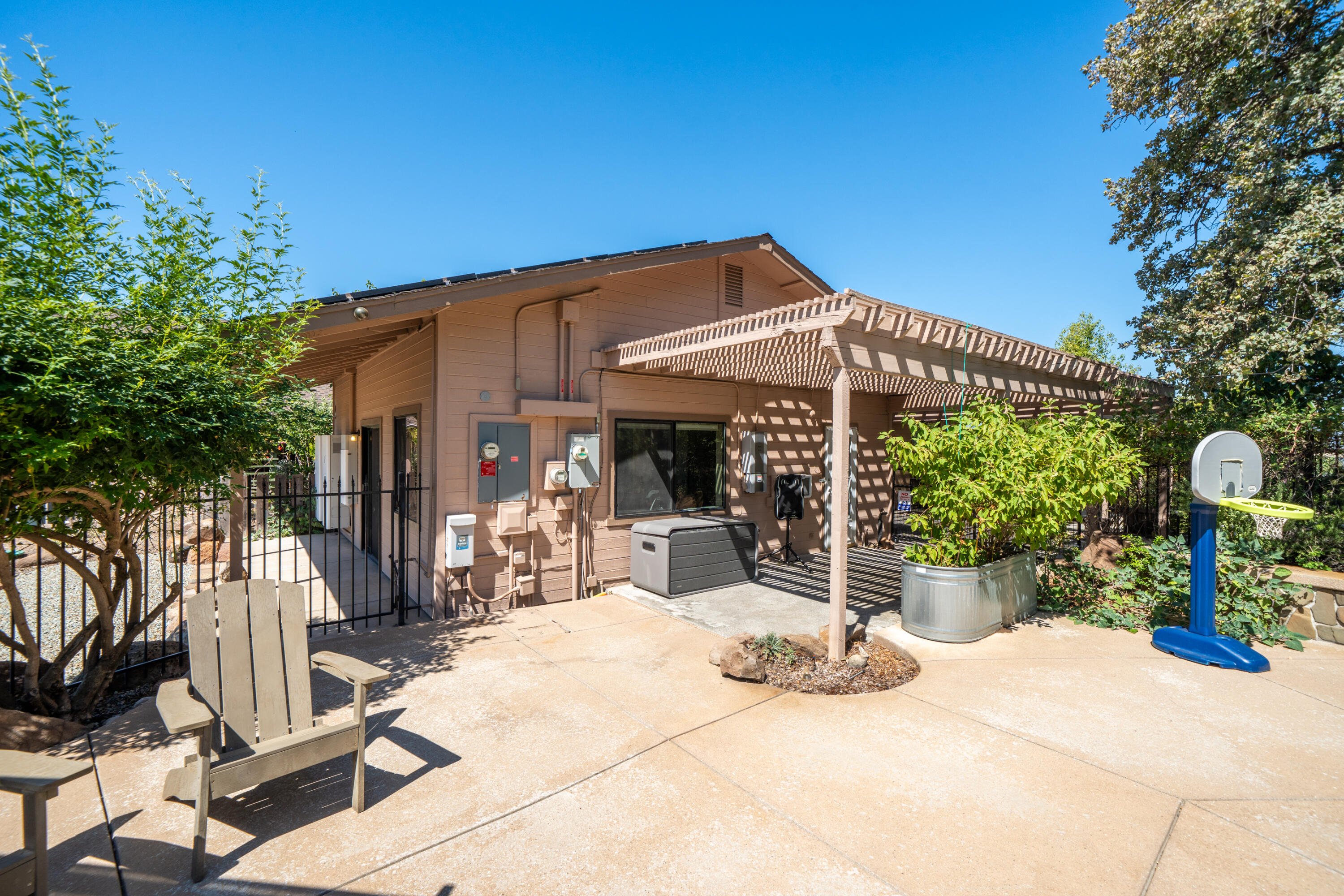 main property photo 63