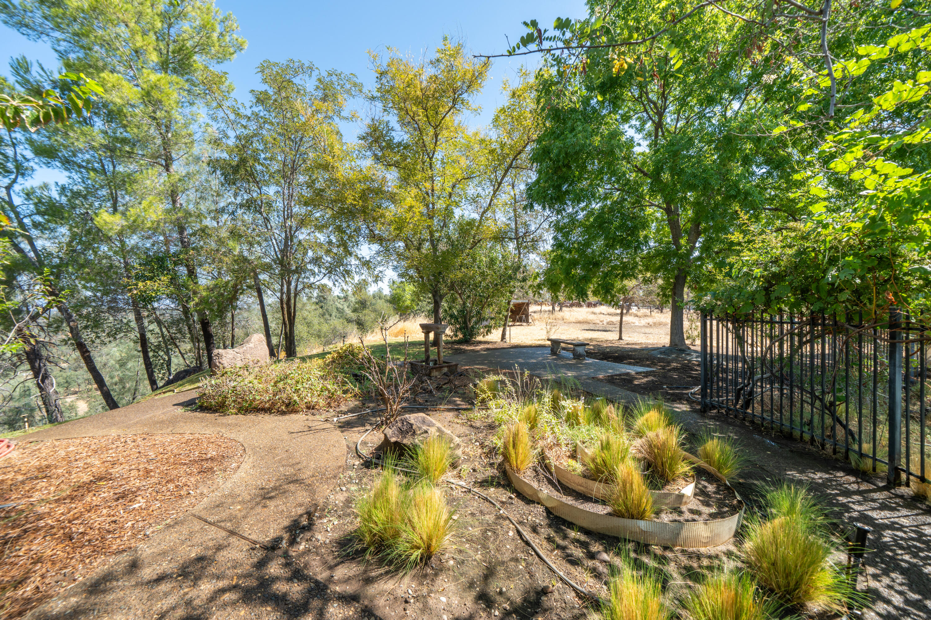 main property photo 76