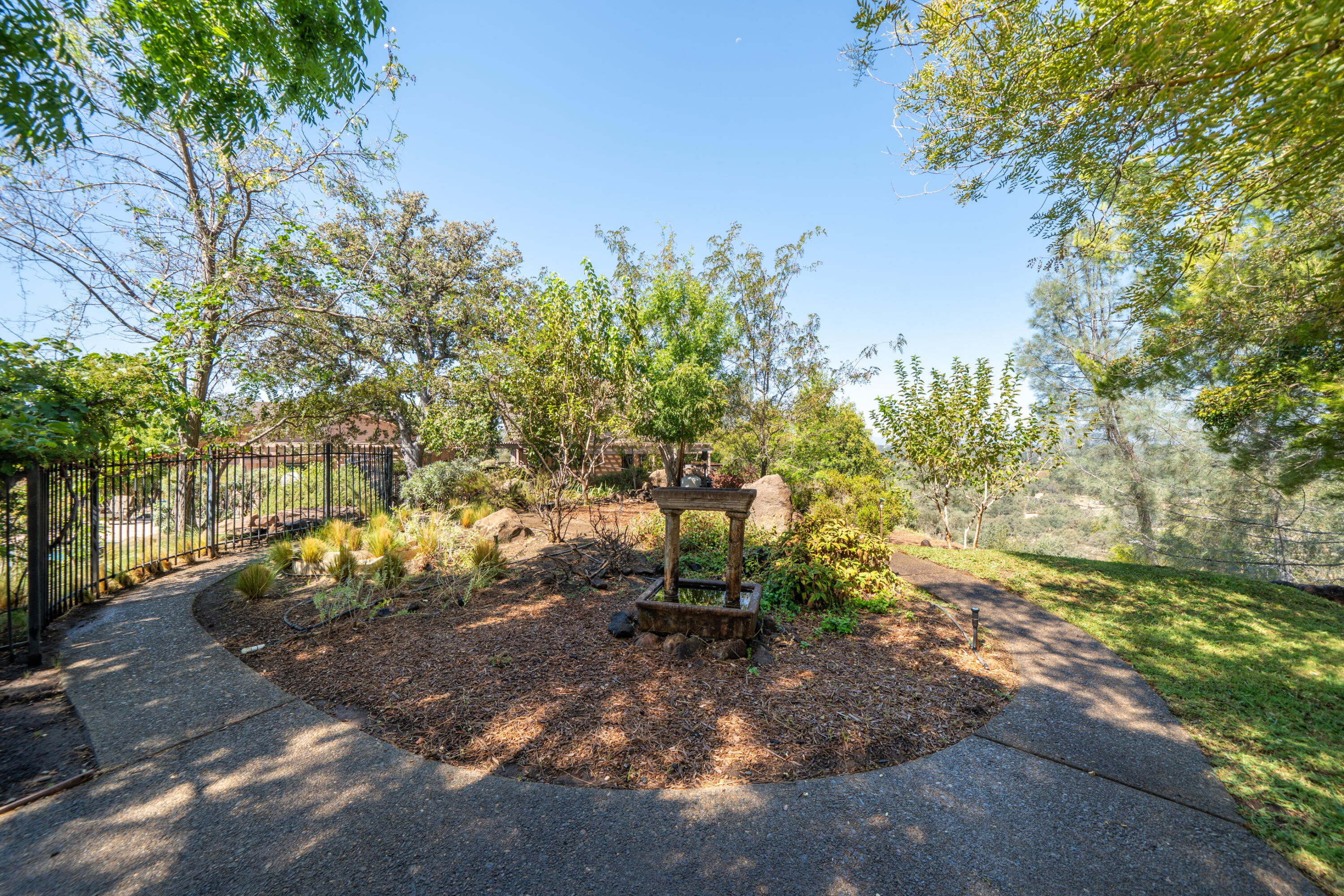 main property photo 77