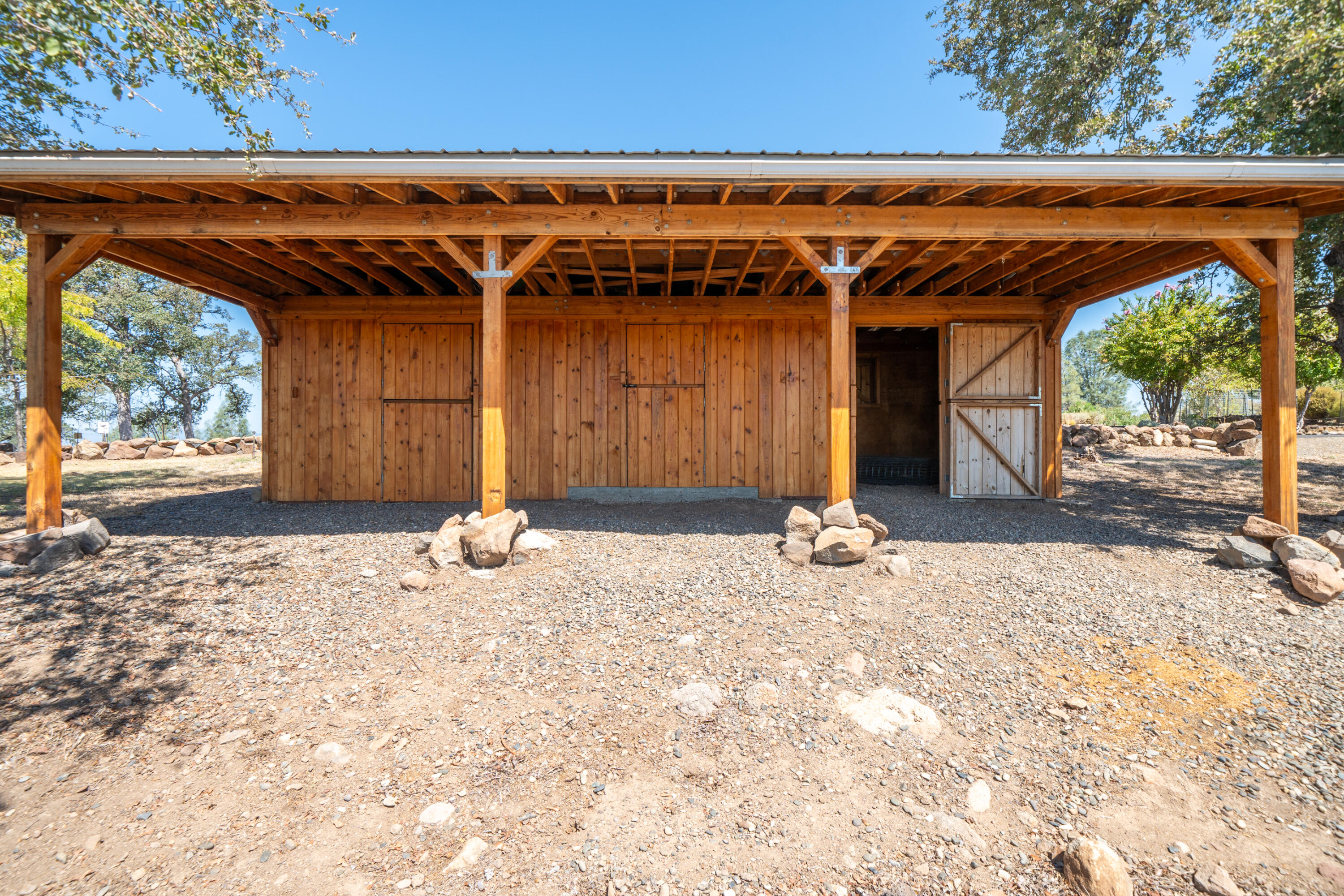 main property photo 88