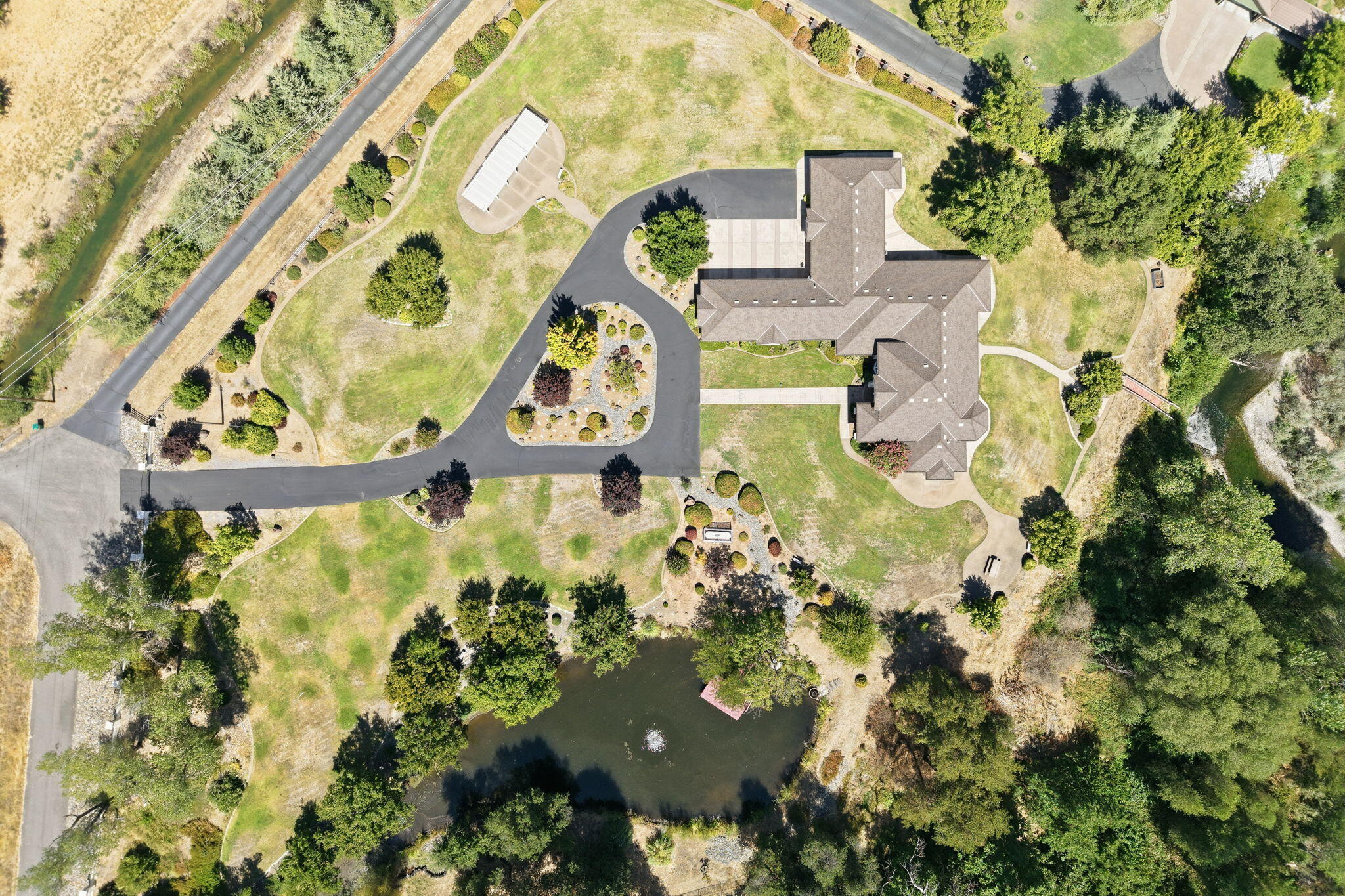 main property photo 53