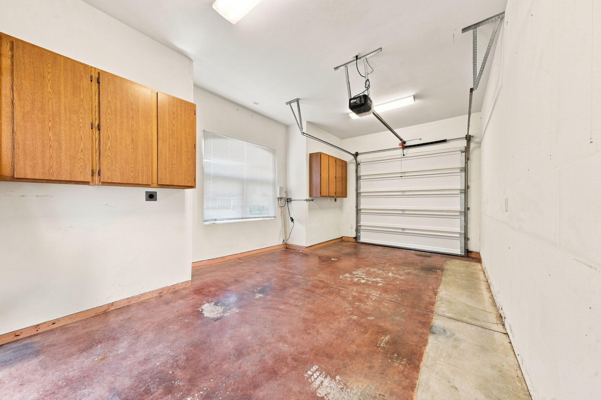 main property photo 78
