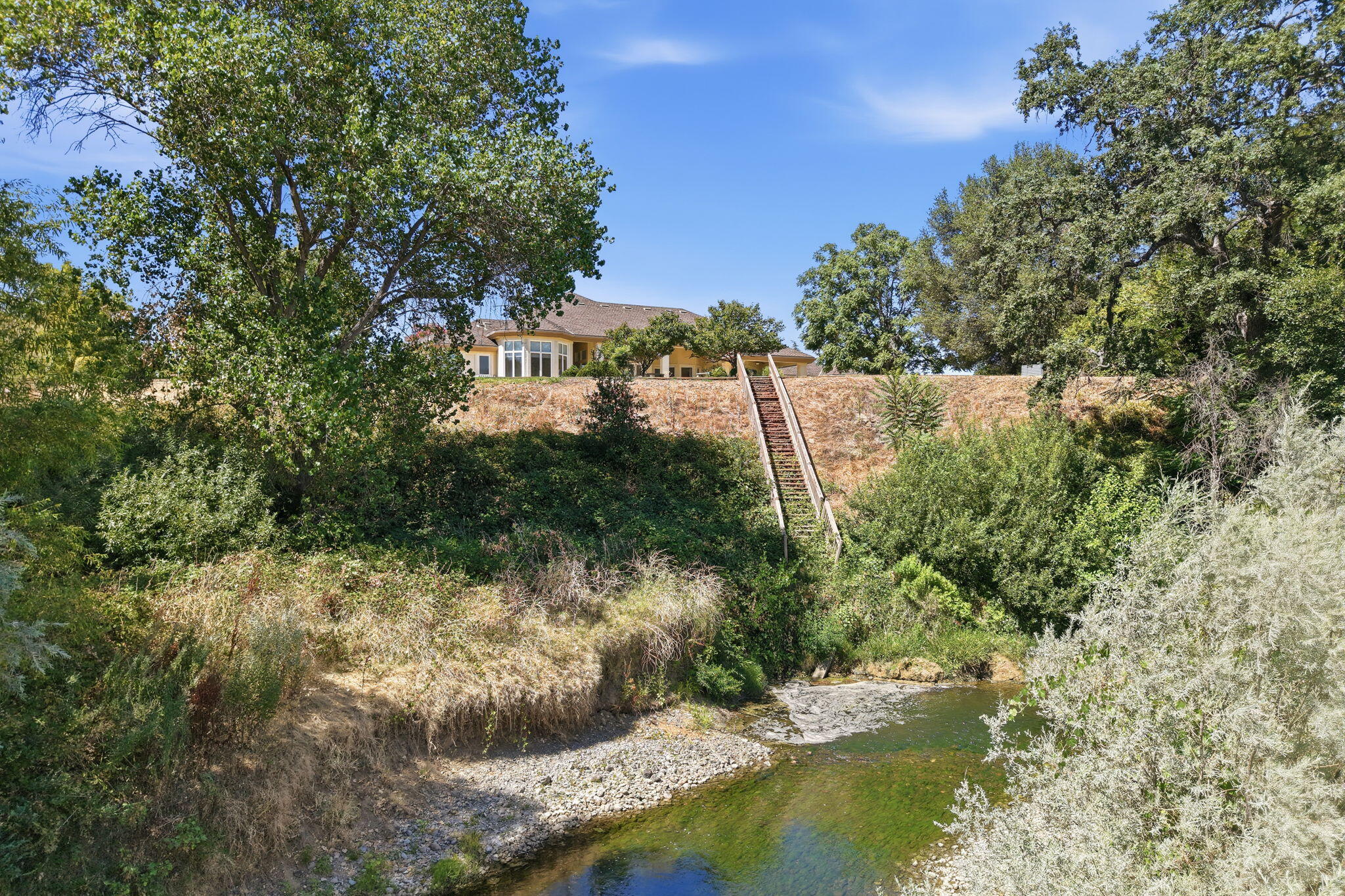 main property photo 85