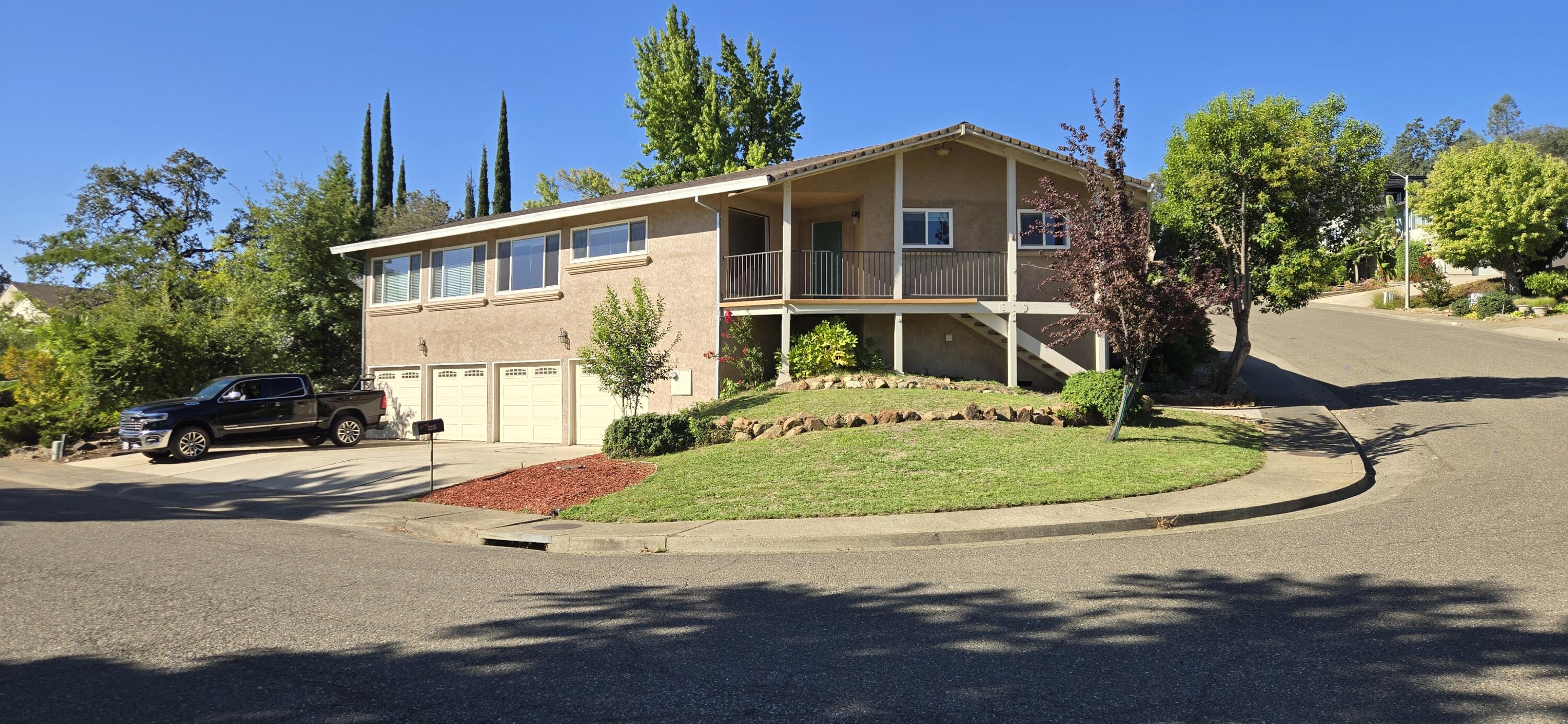 main property photo 30