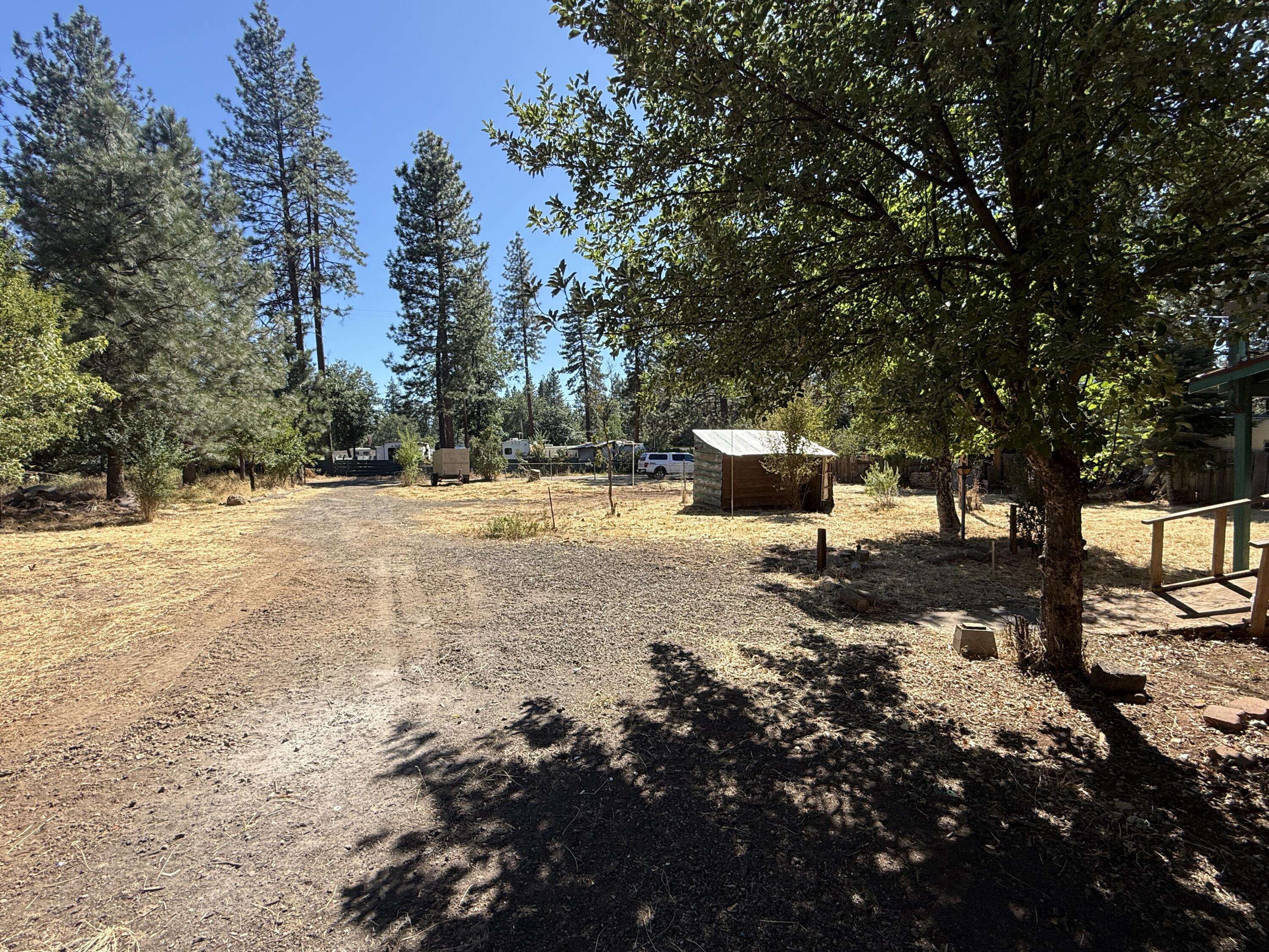 main property photo 11