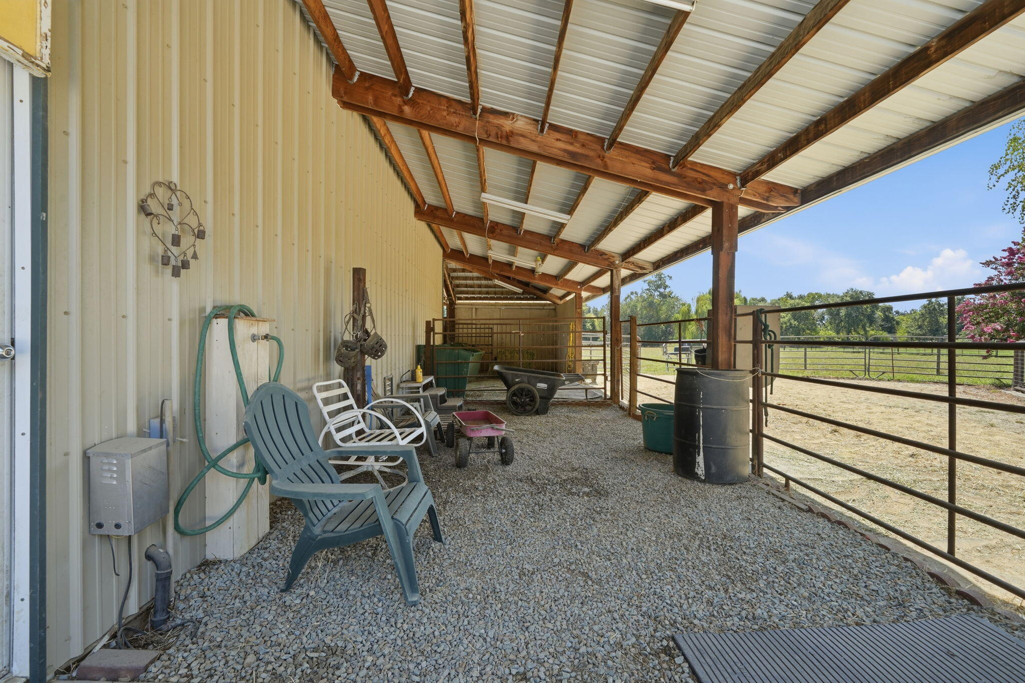 main property photo 51