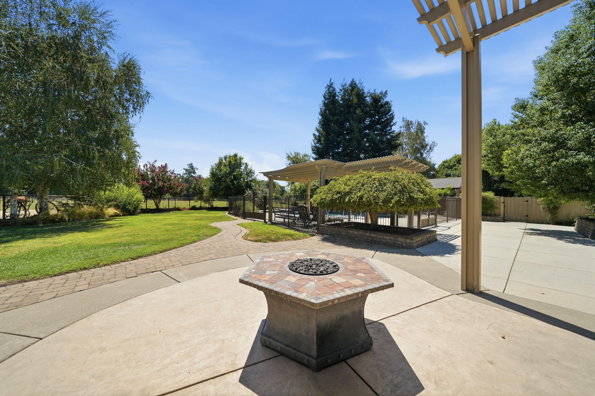 main property photo 65